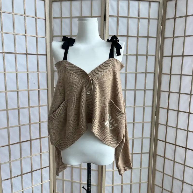 Miu Miu Miu Miu Beige Wool Sweater with Ribbons 0089 Size M / US 6-8 / IT 42-44 - 1 Thumbnail