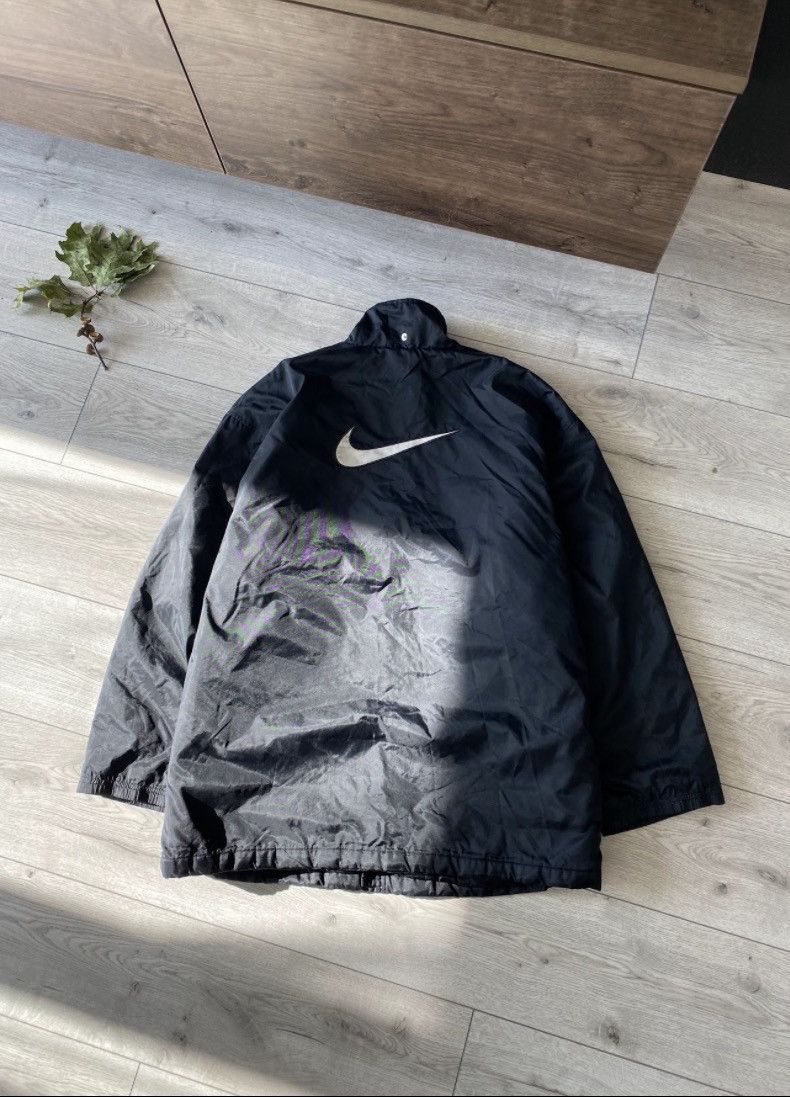 Nike Vintage Nike Puffer Jacket Big Logo Y2K Nylon Size US L / EU 52-54 / 3 - 4 Thumbnail