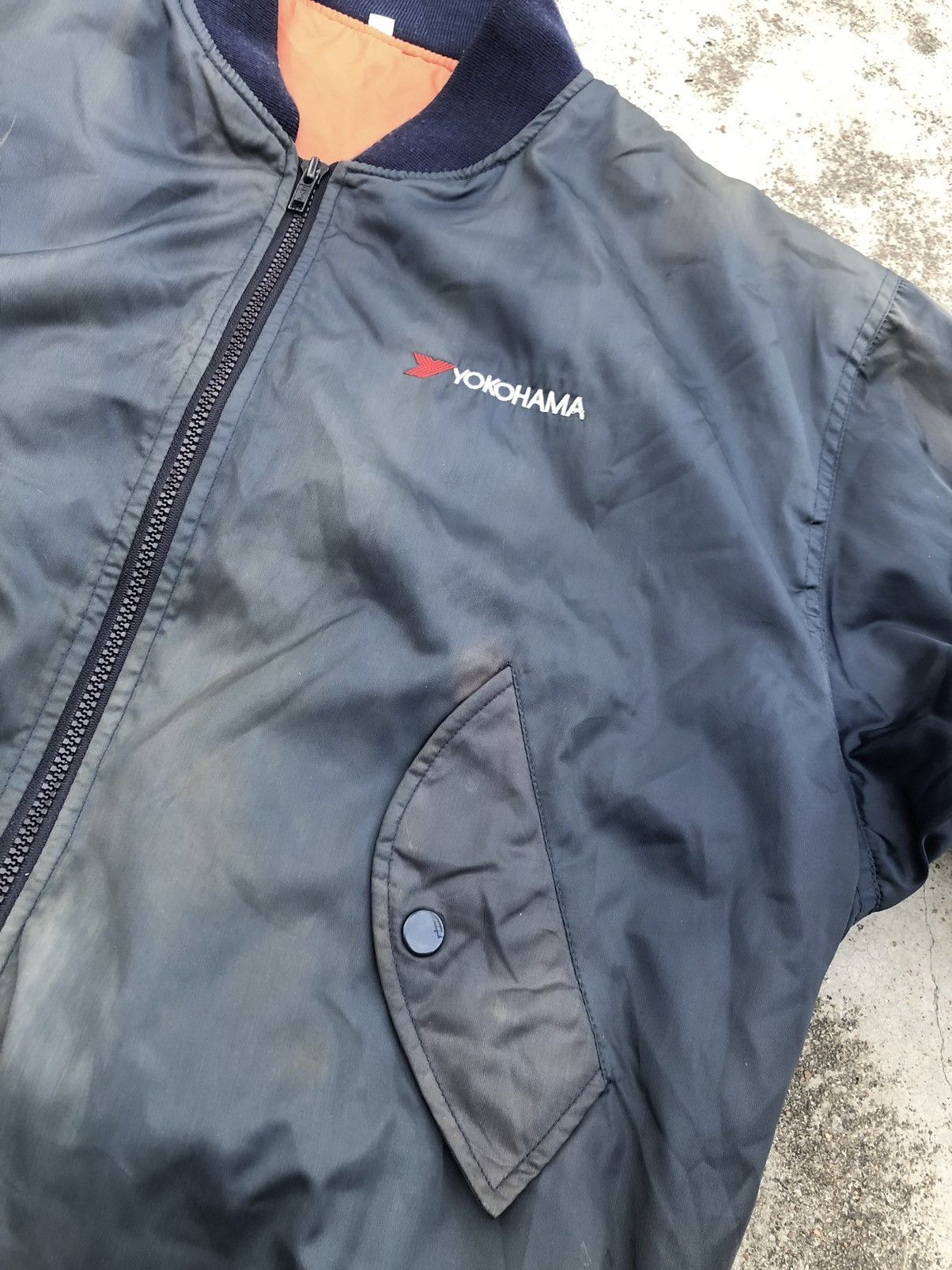 Vintage SUN FADED VINTAGE YOKOHAMA BOMBER/FLIGHT JACKET Size US L / EU 52-54 / 3 - 7 Thumbnail
