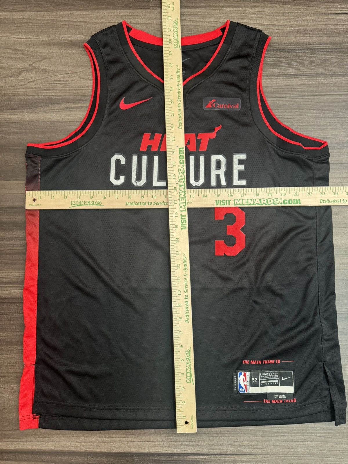 Nike Miami Heat Dwayne Wade #3 NBA 2023/24 City Edition Jersey Size US XL / EU 56 / 4 - 6 Thumbnail