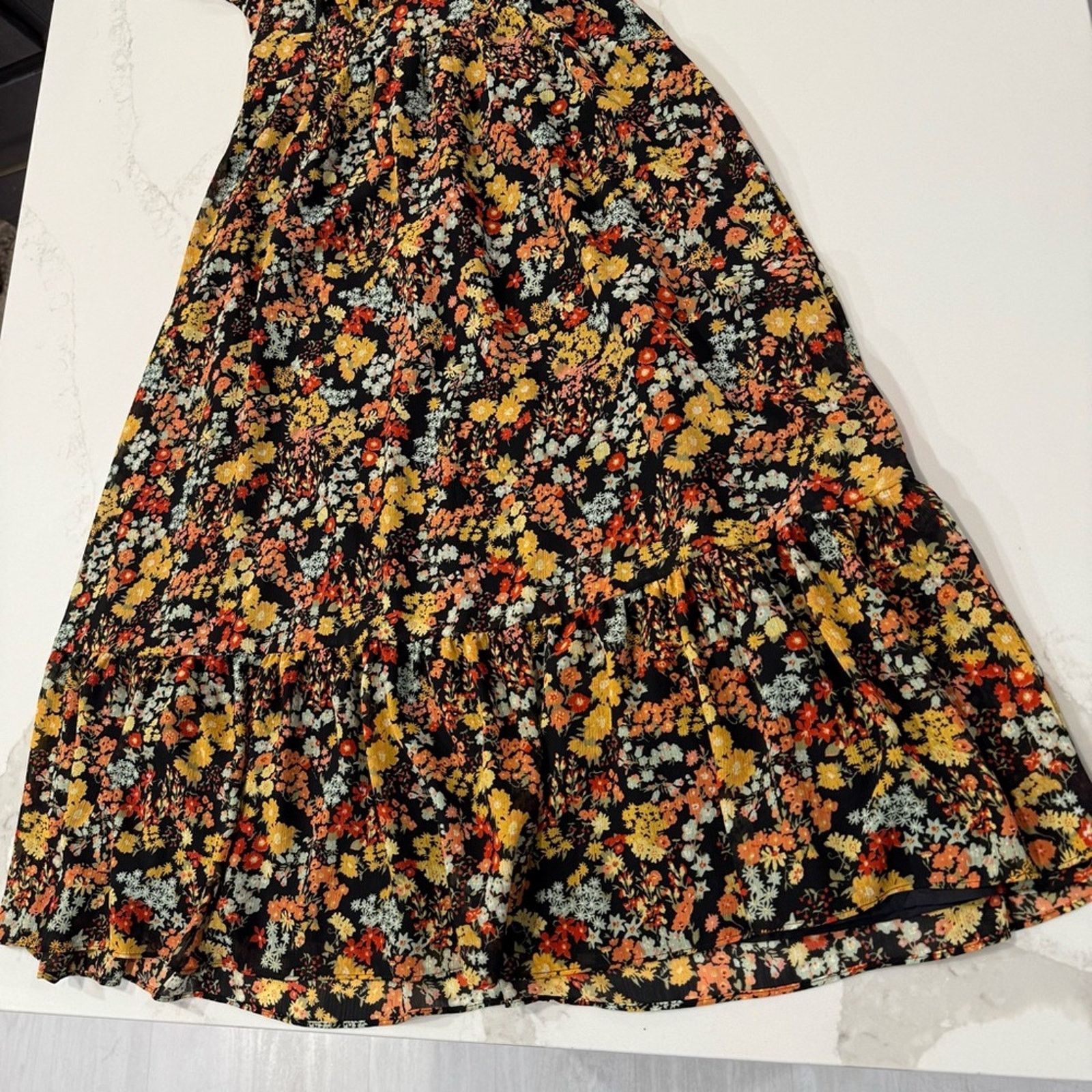 Madewell Madewell Dolman Sleeve Ruffle Hem Floral Midi Dress Womens 0 Size XS / US 0-2 / IT 36-38 - 4 Thumbnail