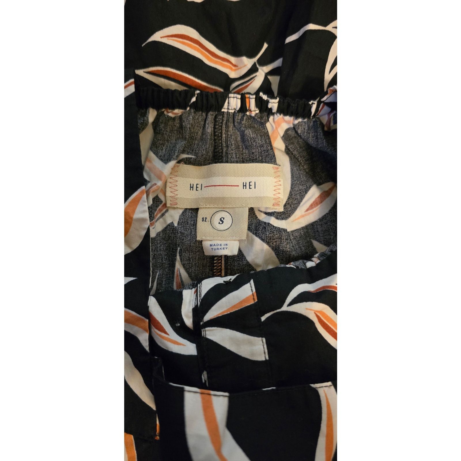 Anthropologie New Hei Hei Palma Leaf Print Romper $118 Size Small Black Size 28" / US 6 / IT 42 - 4 Thumbnail