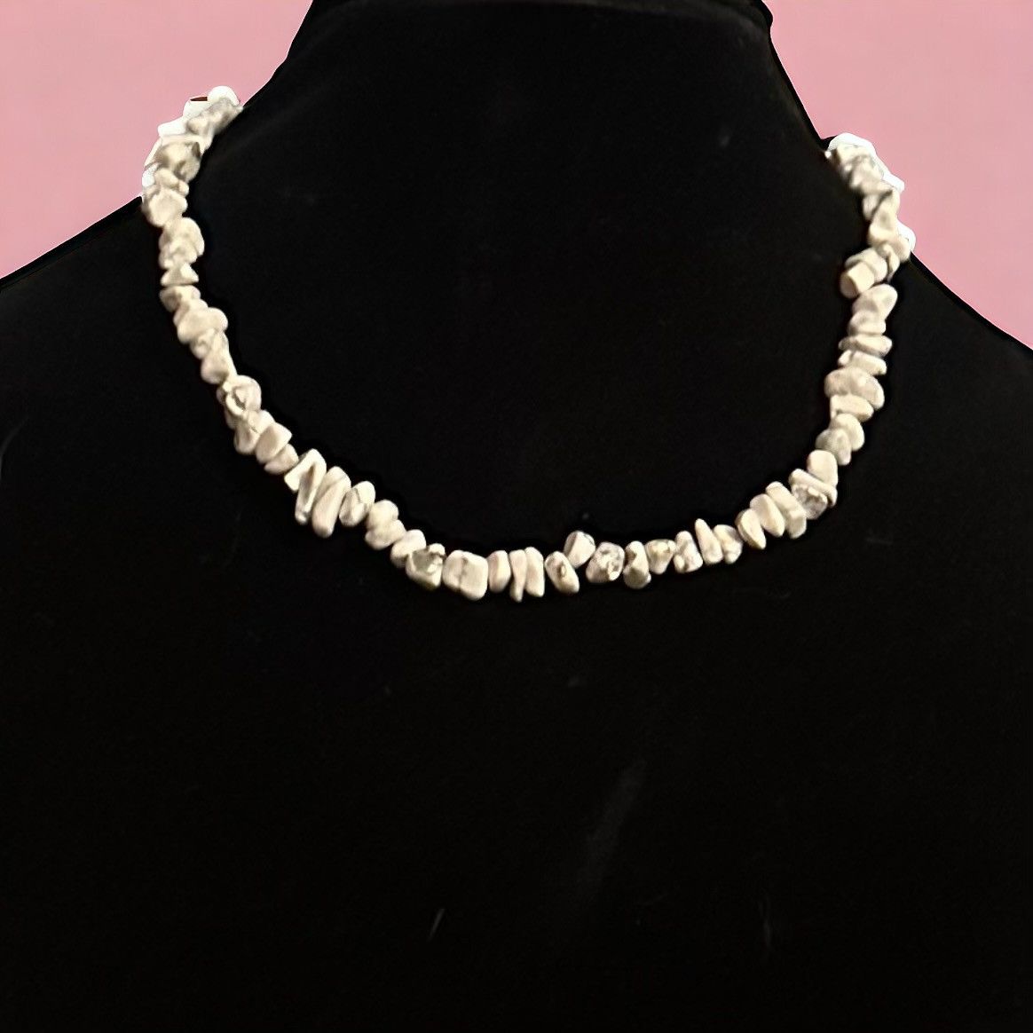 Vintage Vintage Howlite necklace Size ONE SIZE - 1 Thumbnail