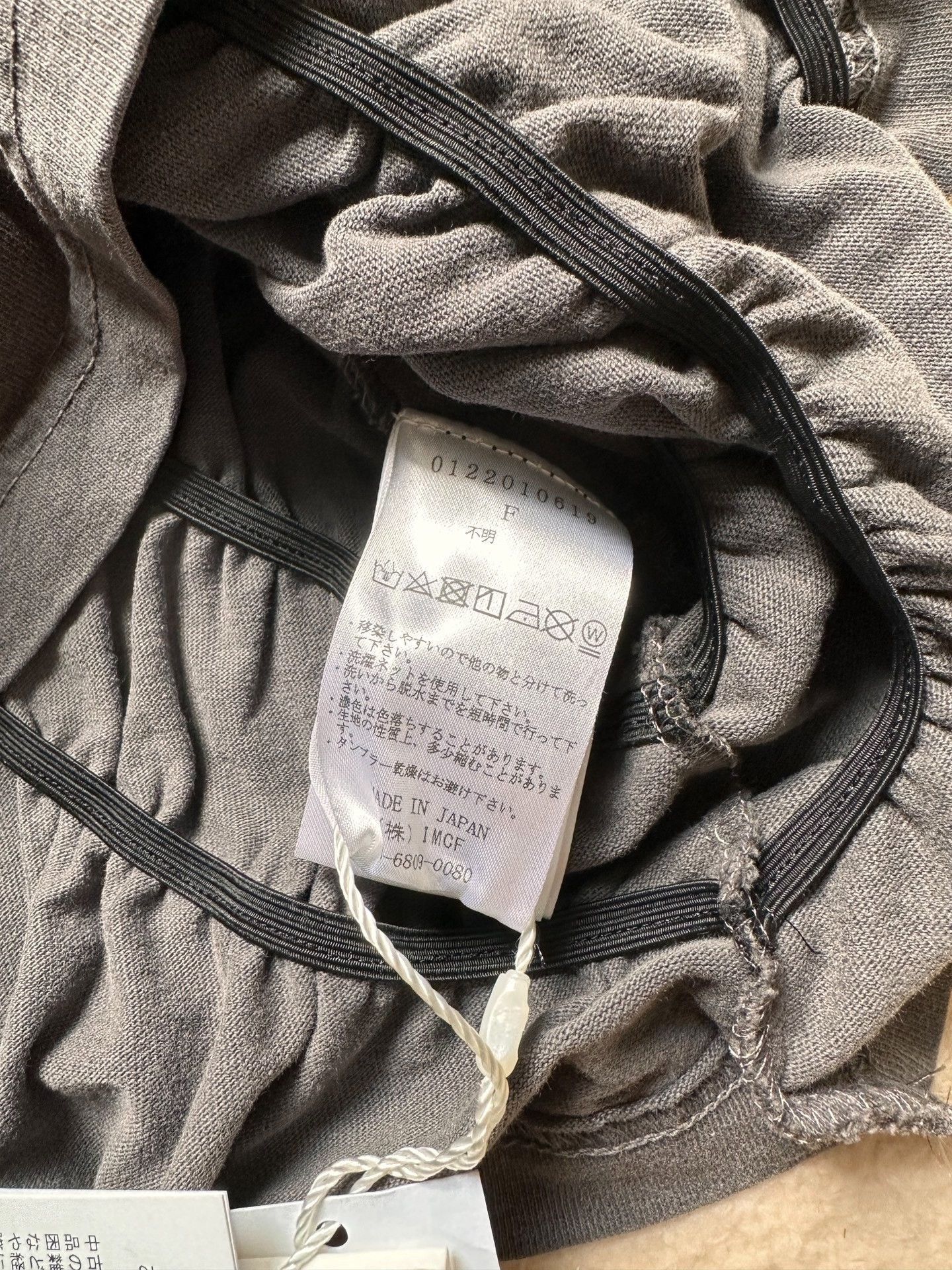 Perverze Gray Gathered Half-Sleeve T-Shirt/, Women's (Size M) — image 3 of 6