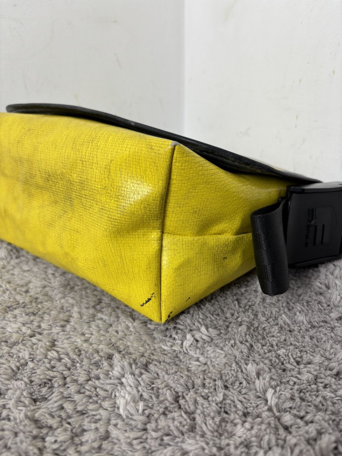 Freitag × Japanese Brand Freitag Recycled Messenger Crossbody Bag Size ONE SIZE - 7 Thumbnail