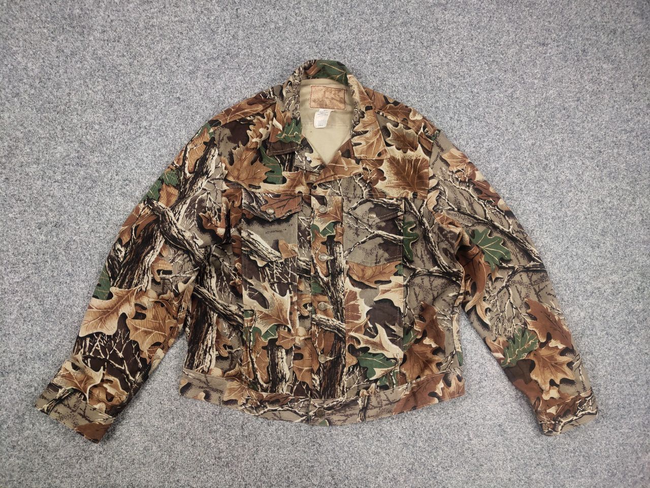 Wrangler Vintage 90's Wrangler Trucker Realtree USA Made Jacket Size US L / EU 52-54 / 3 - 8 Thumbnail
