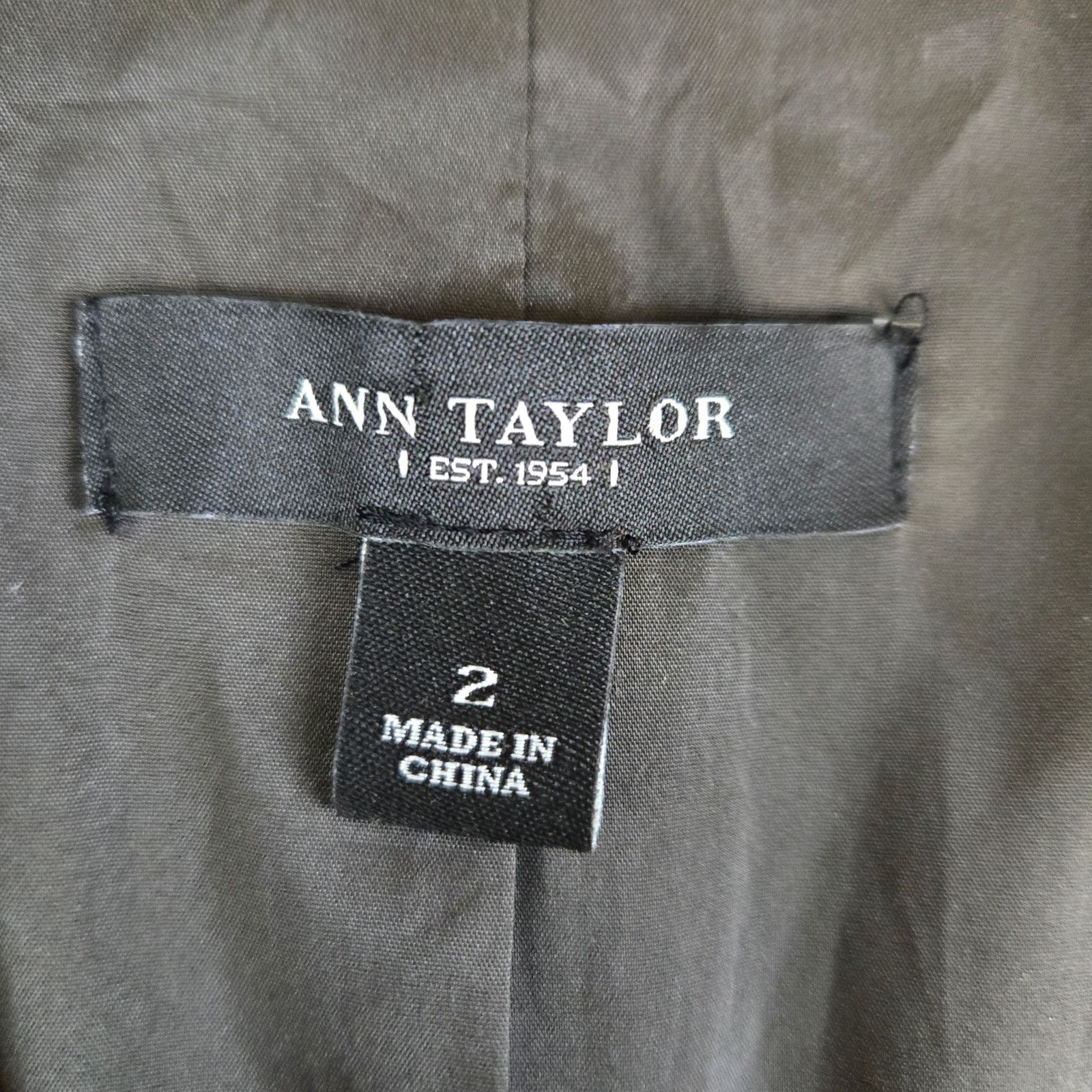 Ann Taylor Brown Wool Blend 3/4 Sleeve Crop Blazer Jacket Size 2 Size XS / US 0-2 / IT 36-38 - 7 Thumbnail