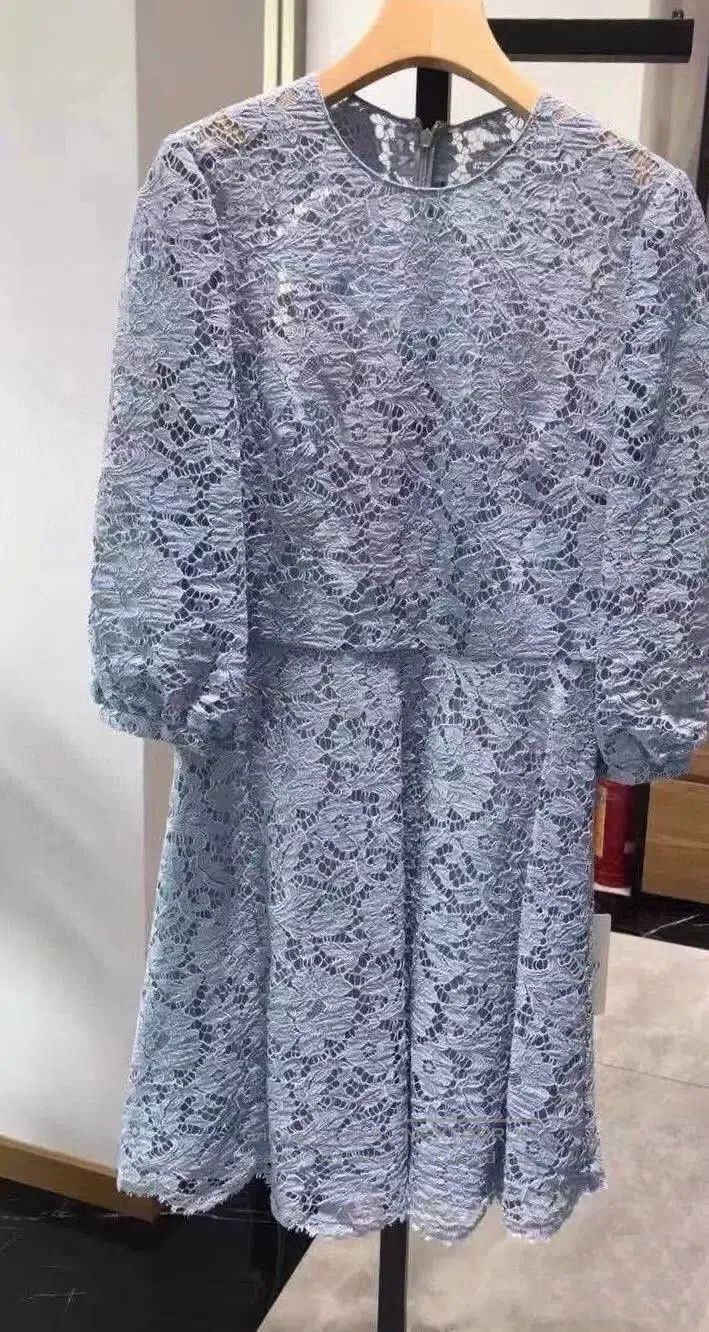 Valentino Valentino Lace dress Size S / US 4 / IT 40 - 9 Thumbnail