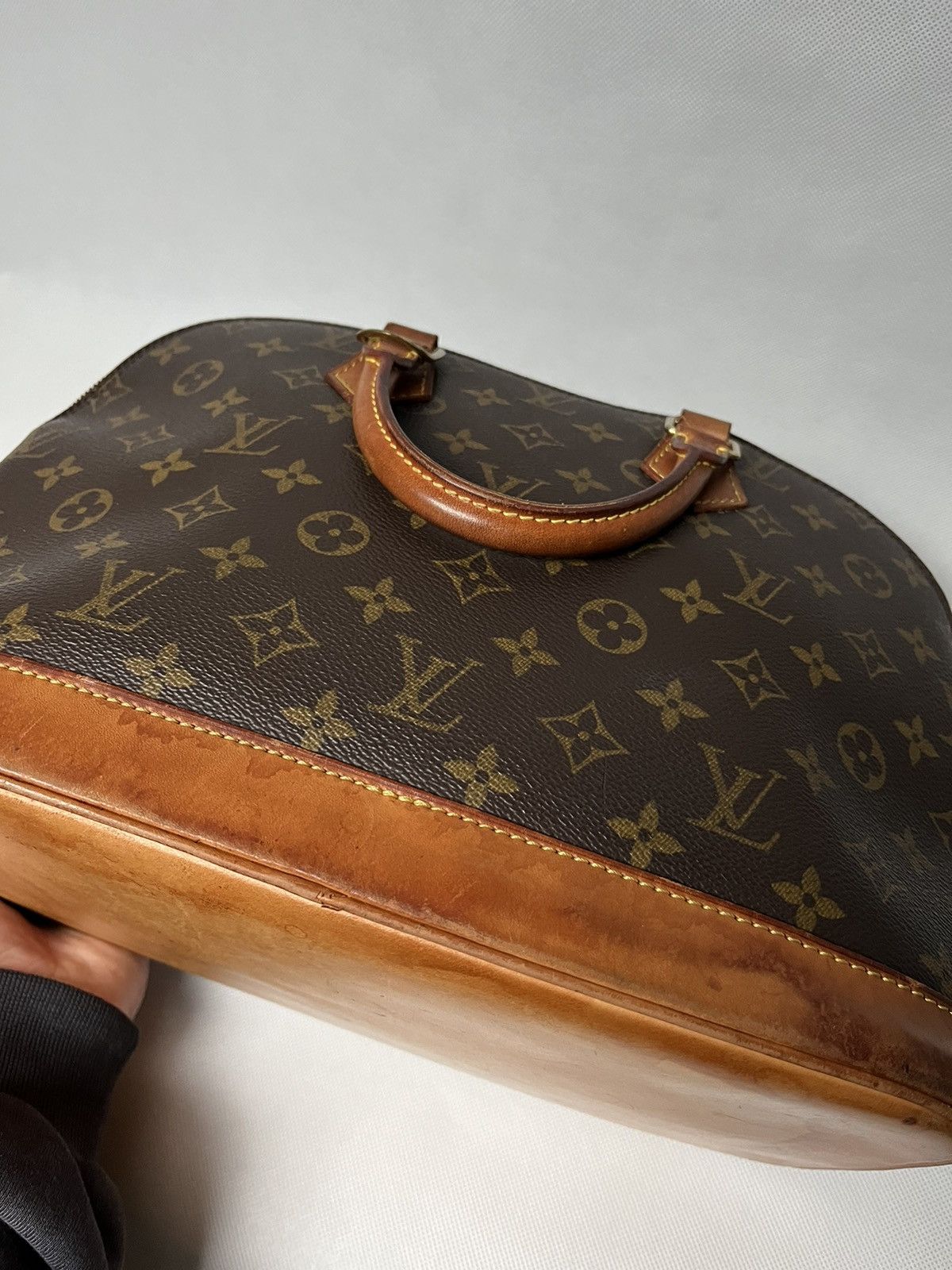Louis Vuitton Louis Vuitton Alma handbag monogram rare Size ONE SIZE - 8 Thumbnail