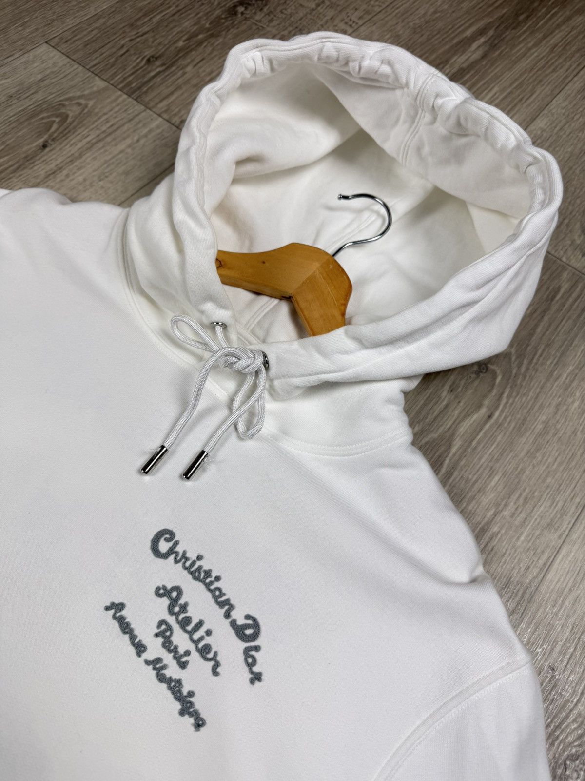 Dior Dior Atelier Hooded Sweatshirt Hoodie White Size L Size US L / EU 52-54 / 3 - 4 Thumbnail