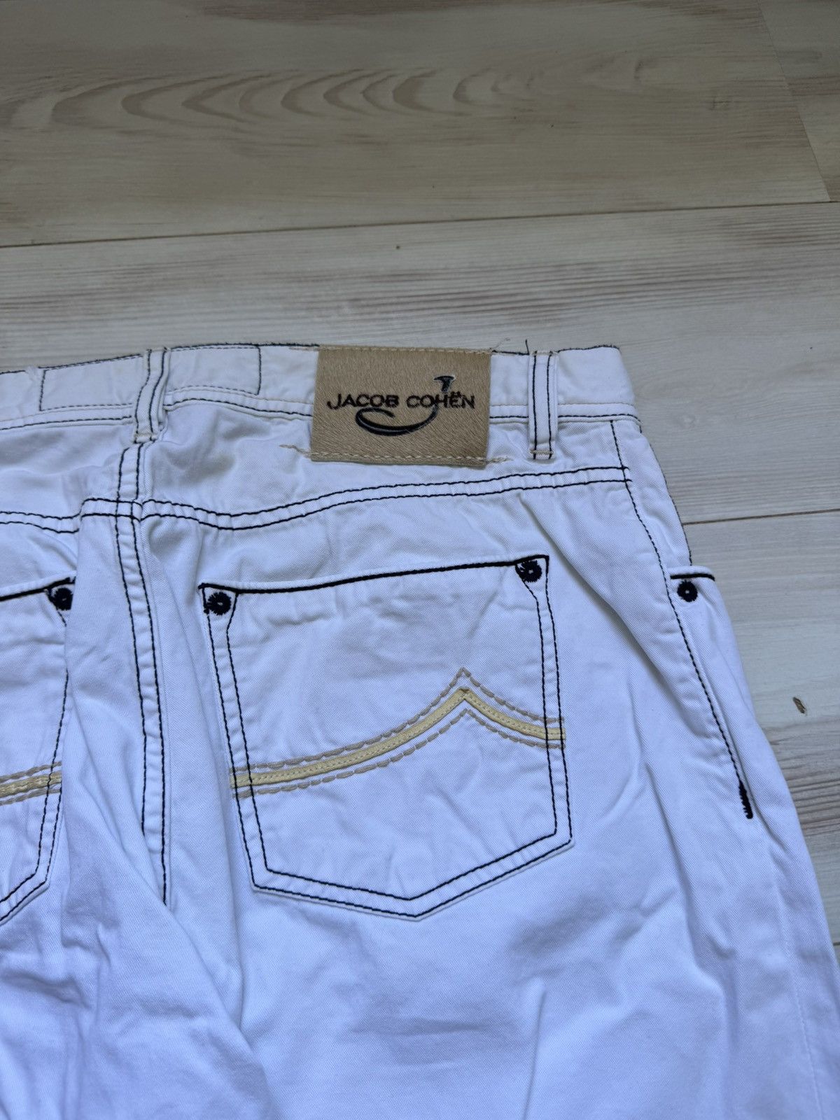 Designer × Jacob Cohen Jacob Cohen denim white jeans made in Italy Luxury designer Size US 36 / EU 52 - 17 Thumbnail