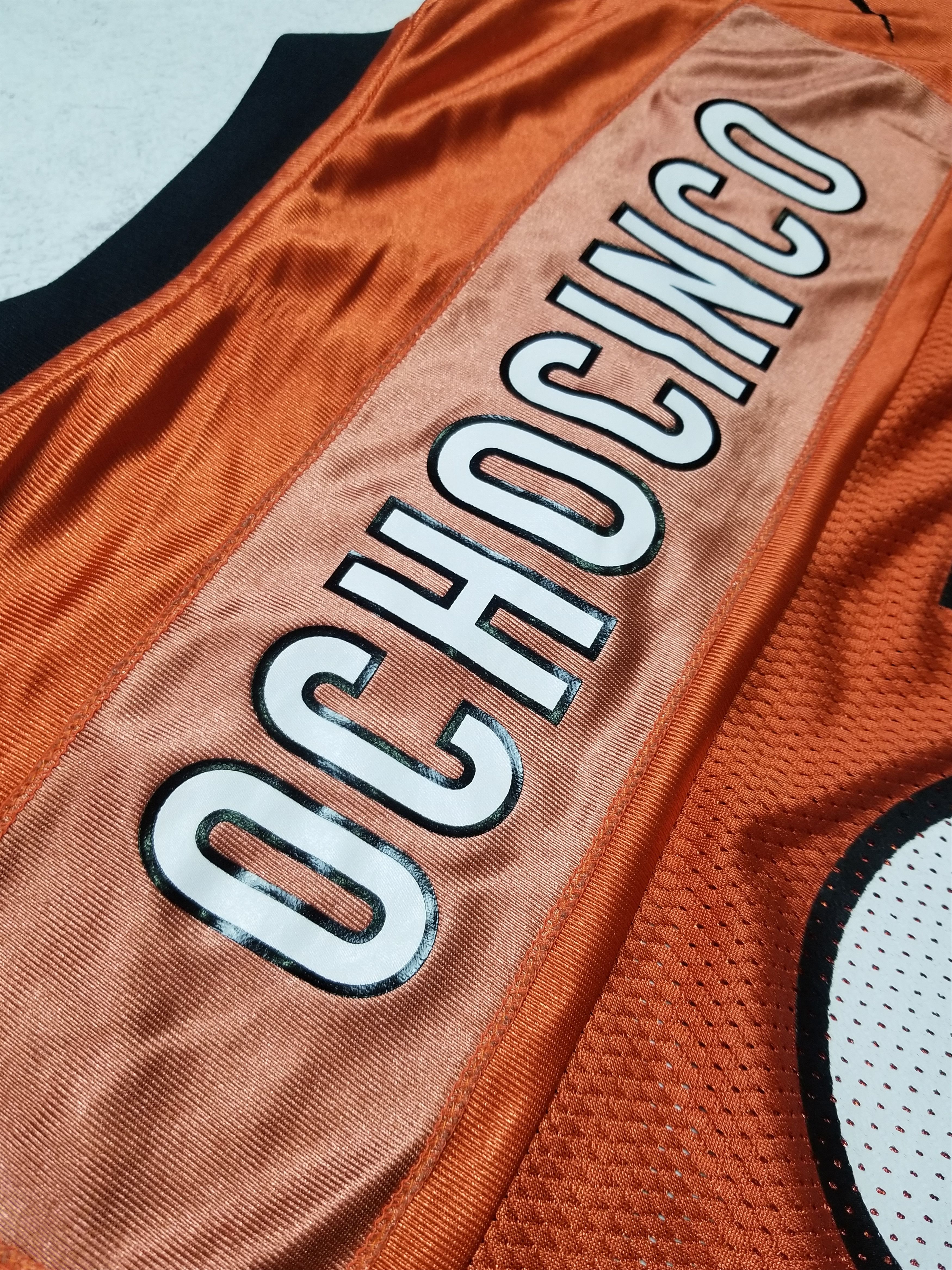 Reebok VTG Reebok Cincinnati Bengals Ochocinco #85 NFL Jersey Size US XL / EU 56 / 4 - 8 Thumbnail