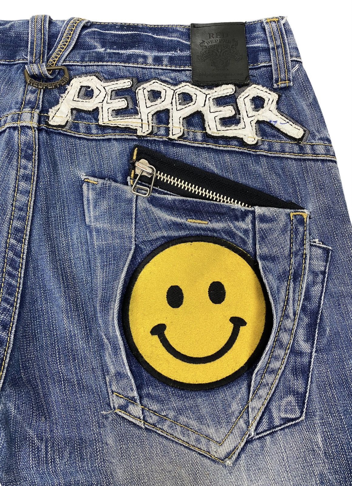 Ed Hardy Vintage Red Pepper Japanese Ed Hardy Smiley Embroidered Size US 33 - 8 Thumbnail