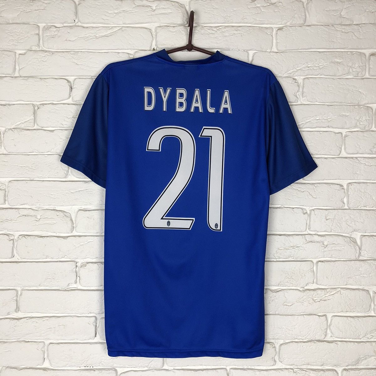 Other Dybala Juventus copy soccer jersey official product Size US S / EU 44-46 / 1 - 1 Thumbnail