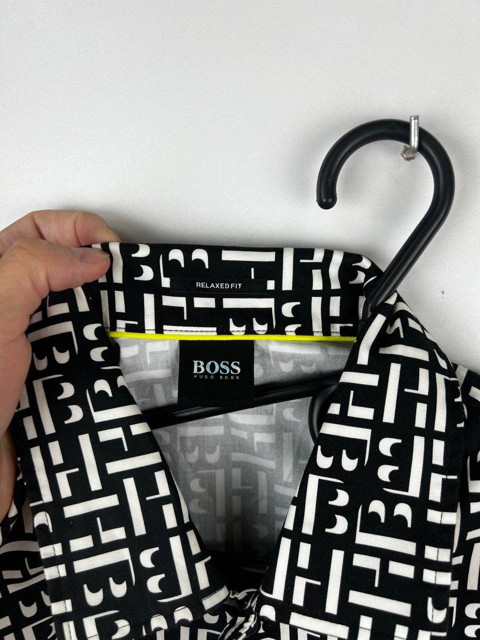 Hugo Boss Hugo Boss luxury shirt size S Size US S / EU 44-46 / 1 - 5 Thumbnail