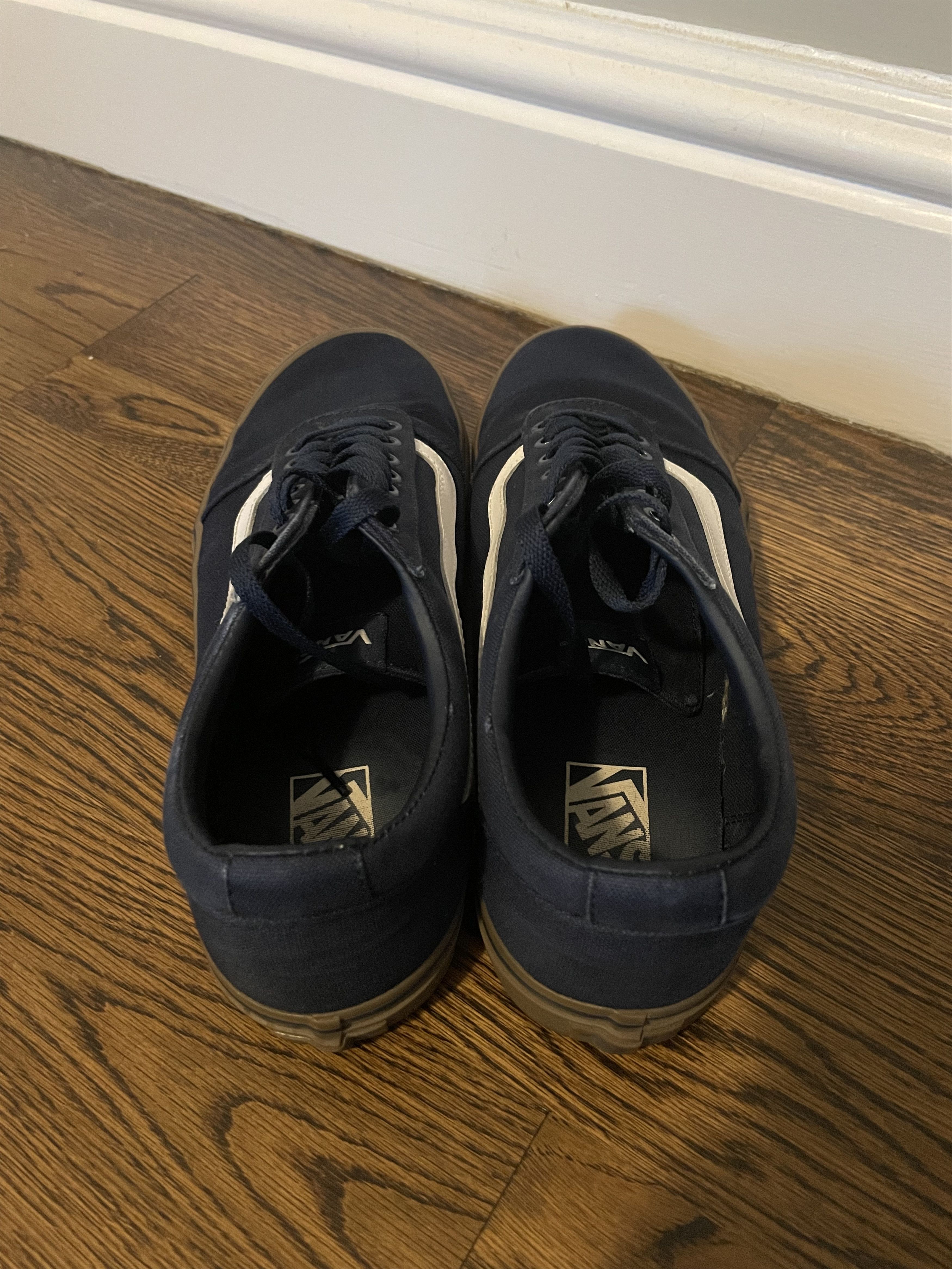 Vans Vans Skate Shoes – Size 10.5 – Classic Style – Light Wear Size US 10.5 / EU 43-44 - 3 Thumbnail