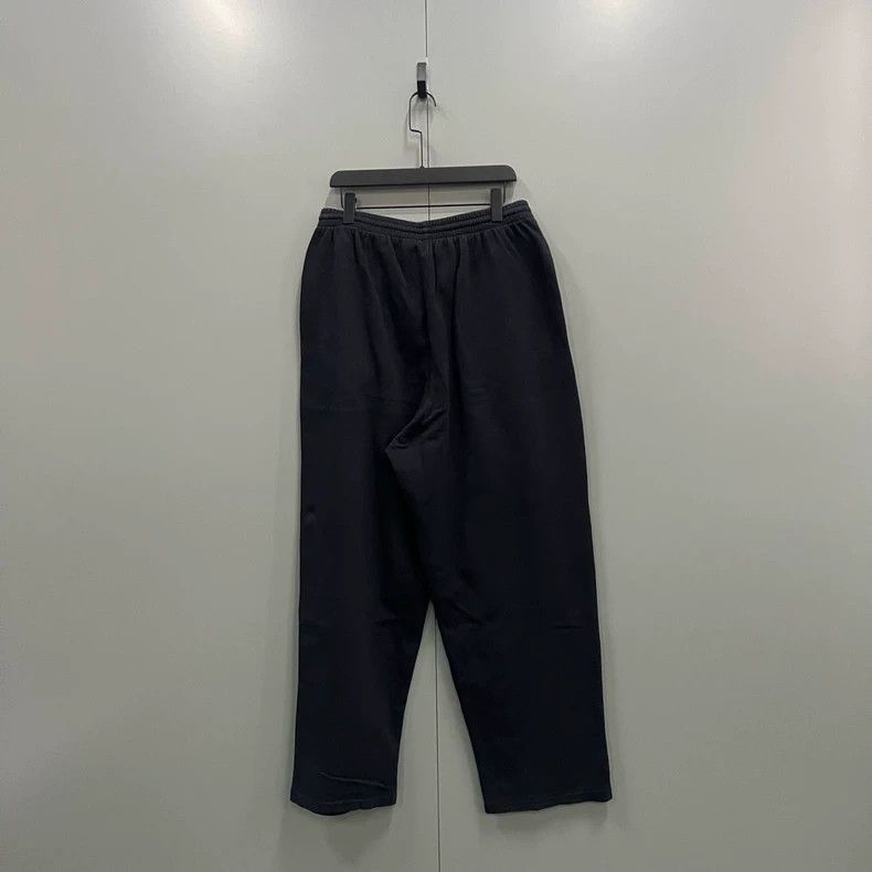 Balenciaga Balenciaga size XS Black Patch Logo Sweatpants Size US 26 / EU 42 - 2 Thumbnail
