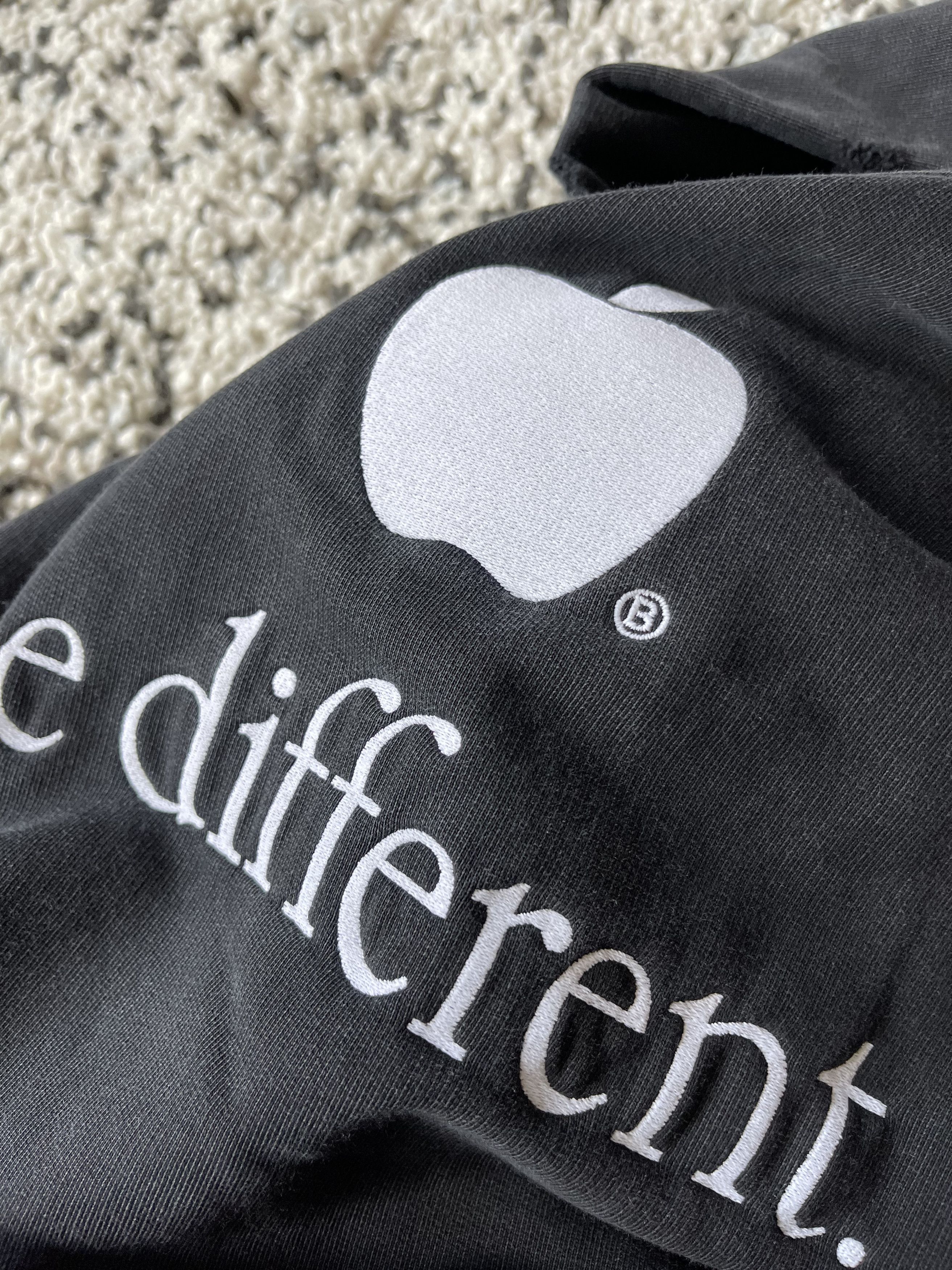 Balenciaga New Apple Be Different Layered Hoodie Rare Size (5) XXL Size US XXL / EU 58 / 5 - 13 Thumbnail