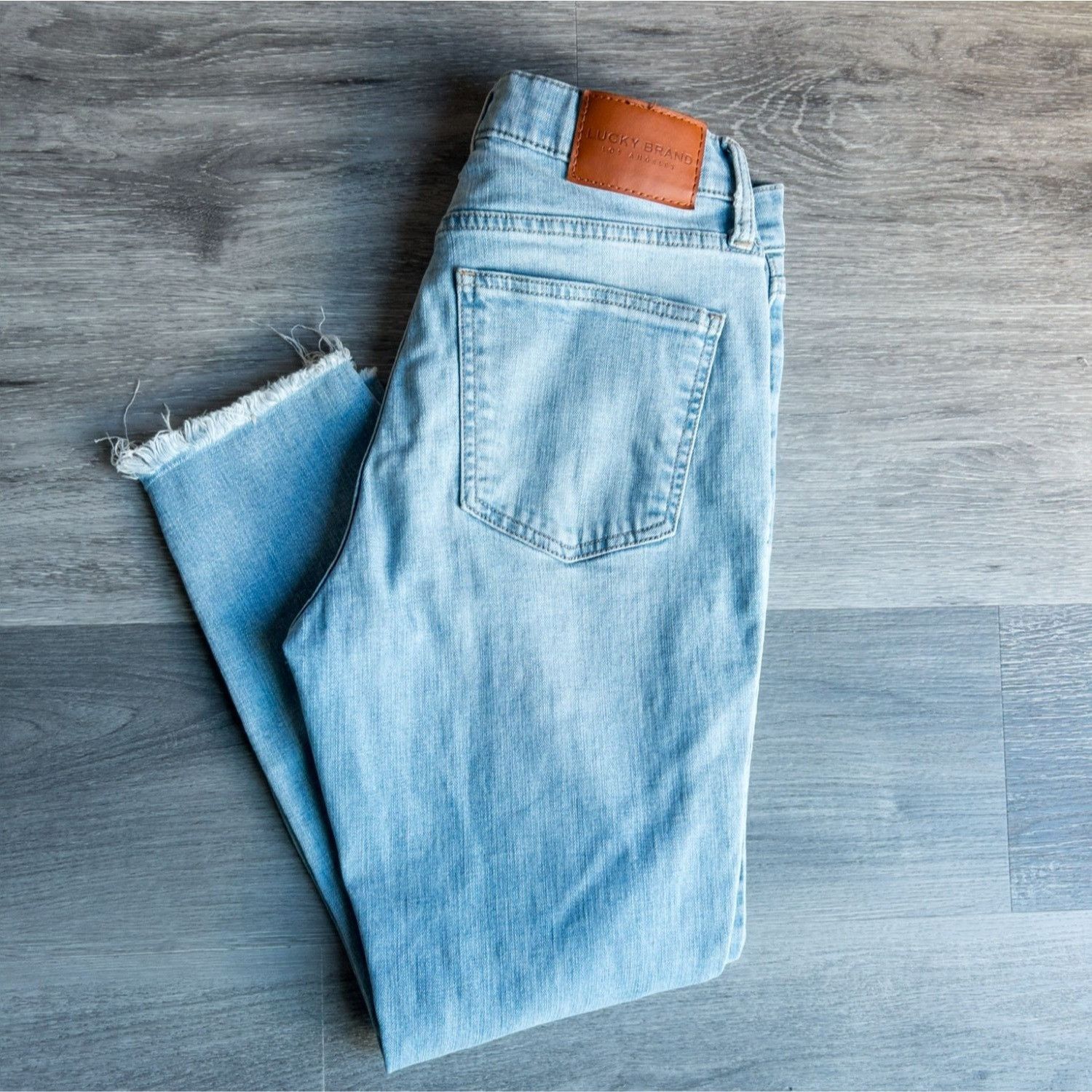 Lucky Brand Lucky Brand Bridgette High Rise Crop Jeans Womens 29 Light W Size 29" - 1 Thumbnail