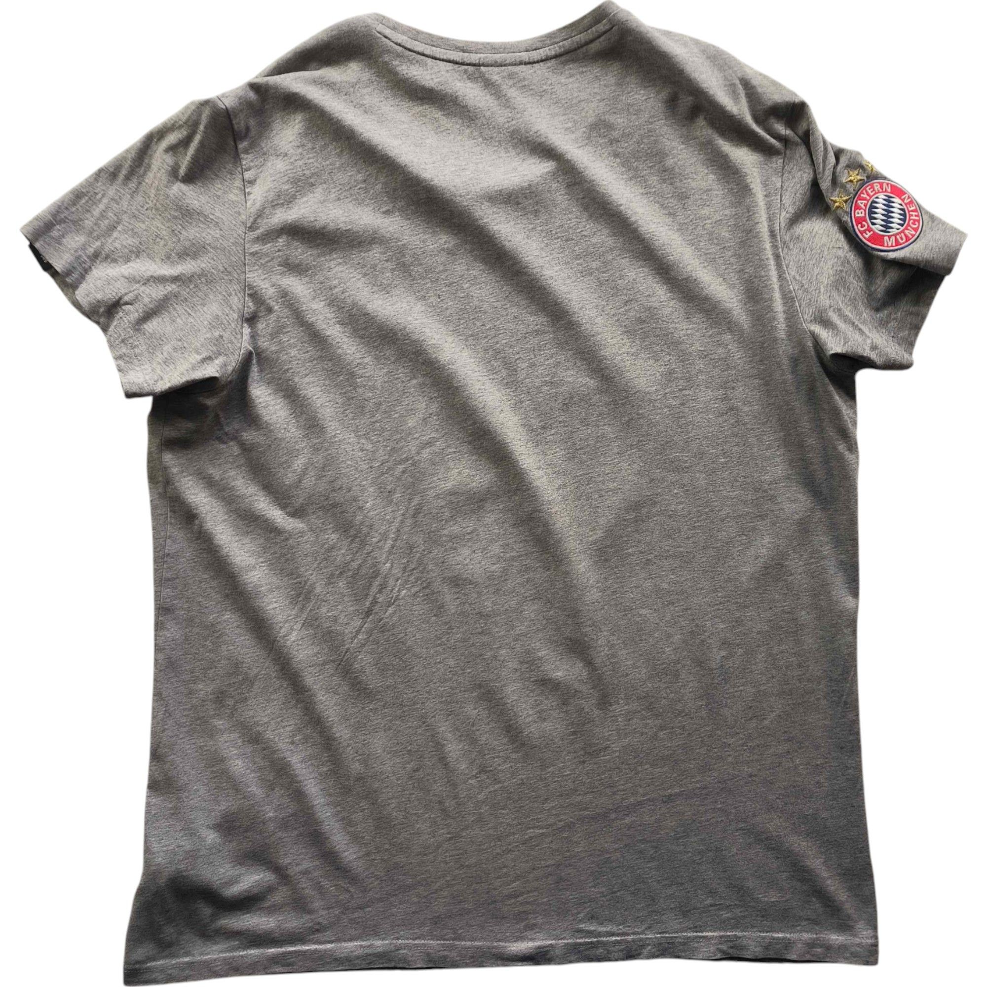 Adidas Bayern Munich 2016-17 Adidas t-shirt size XL Size US XL / EU 56 / 4 - 2 Thumbnail