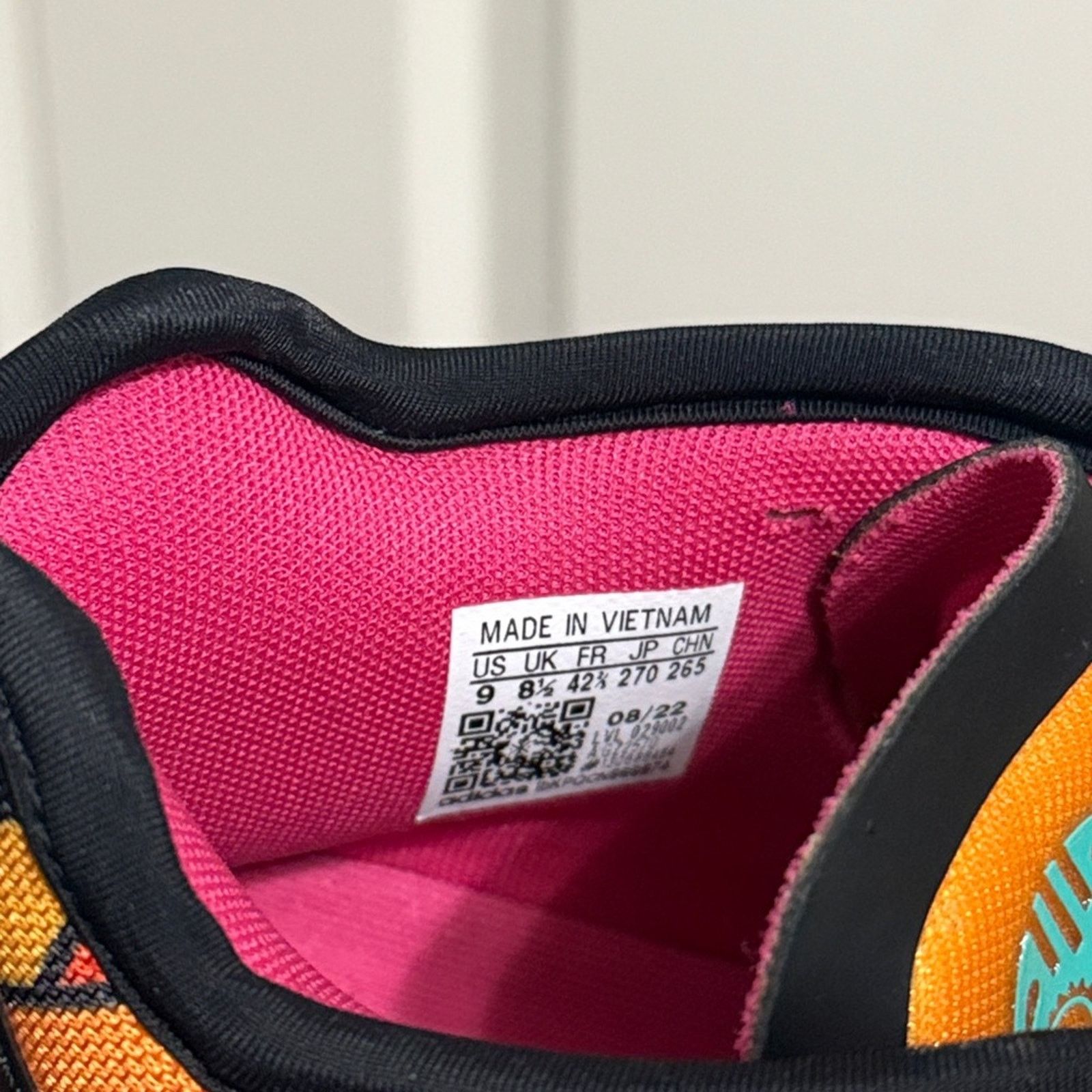 Adidas ADIDAS D.O.N. Issue #4 Day of the Dead Sneakers Size US 9 / EU 42 - 8 Thumbnail