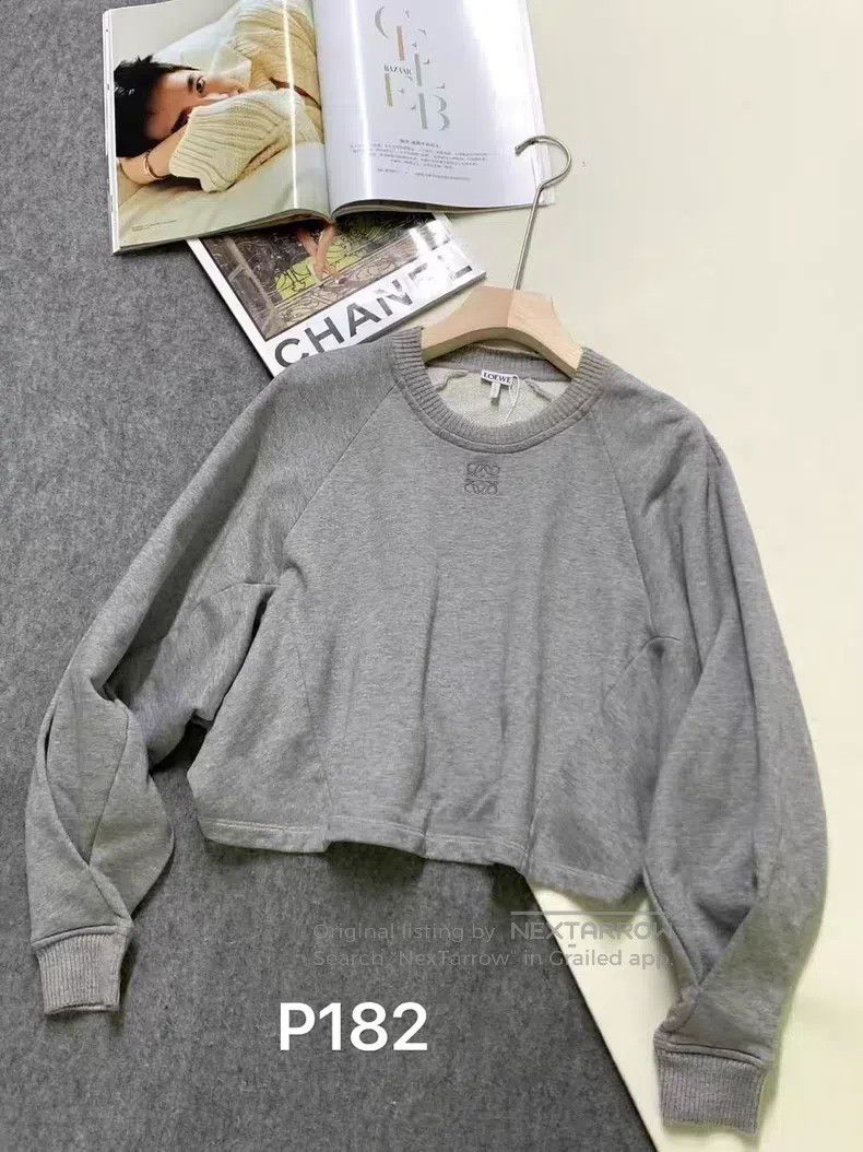 Loewe Loewe Embroidered logo round neck batwing long sleeve top Size XS / US 0-2 / IT 36-38 - 1 Thumbnail