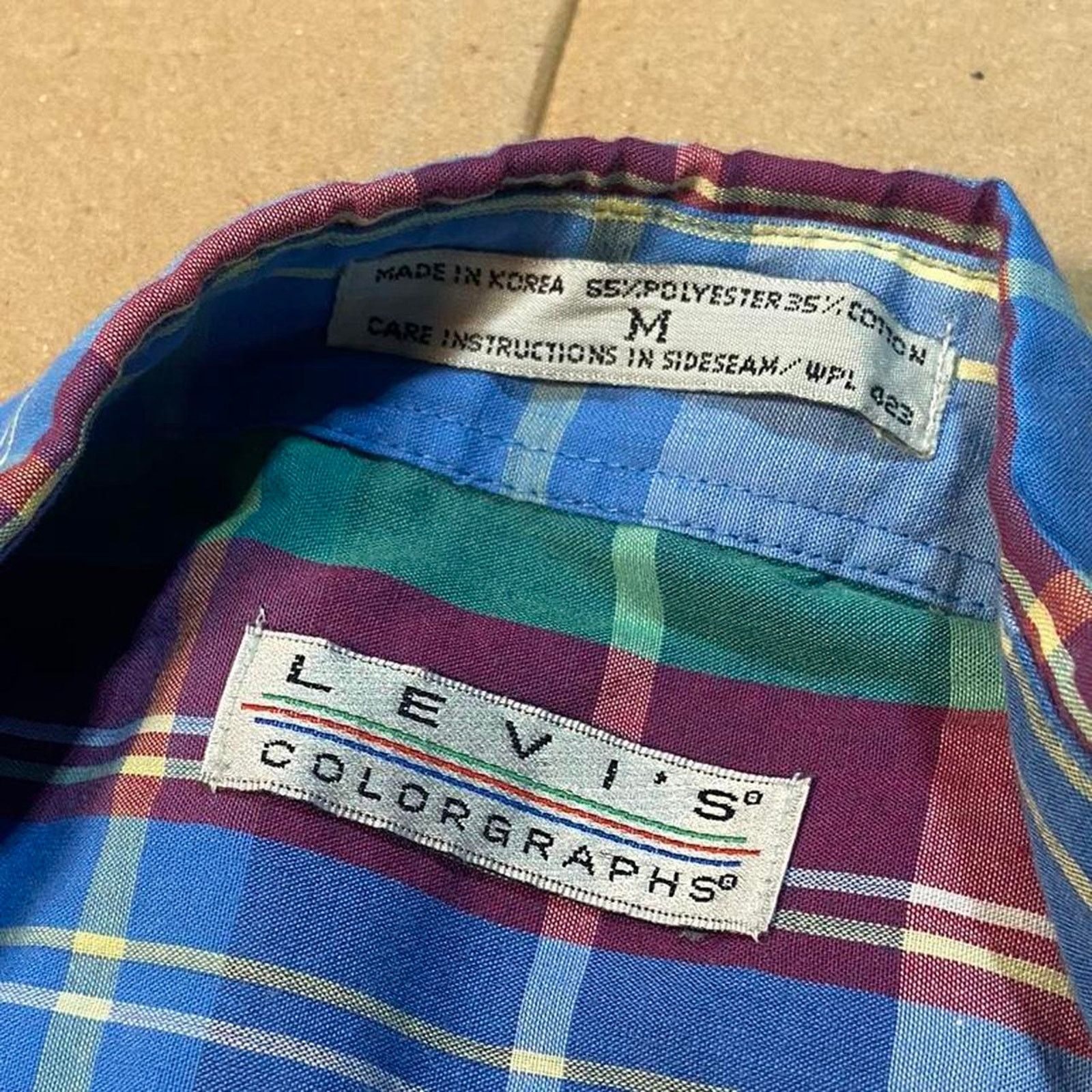 Levi's Levis button up shirt has Size US M / EU 48-50 / 2 - 2 Thumbnail