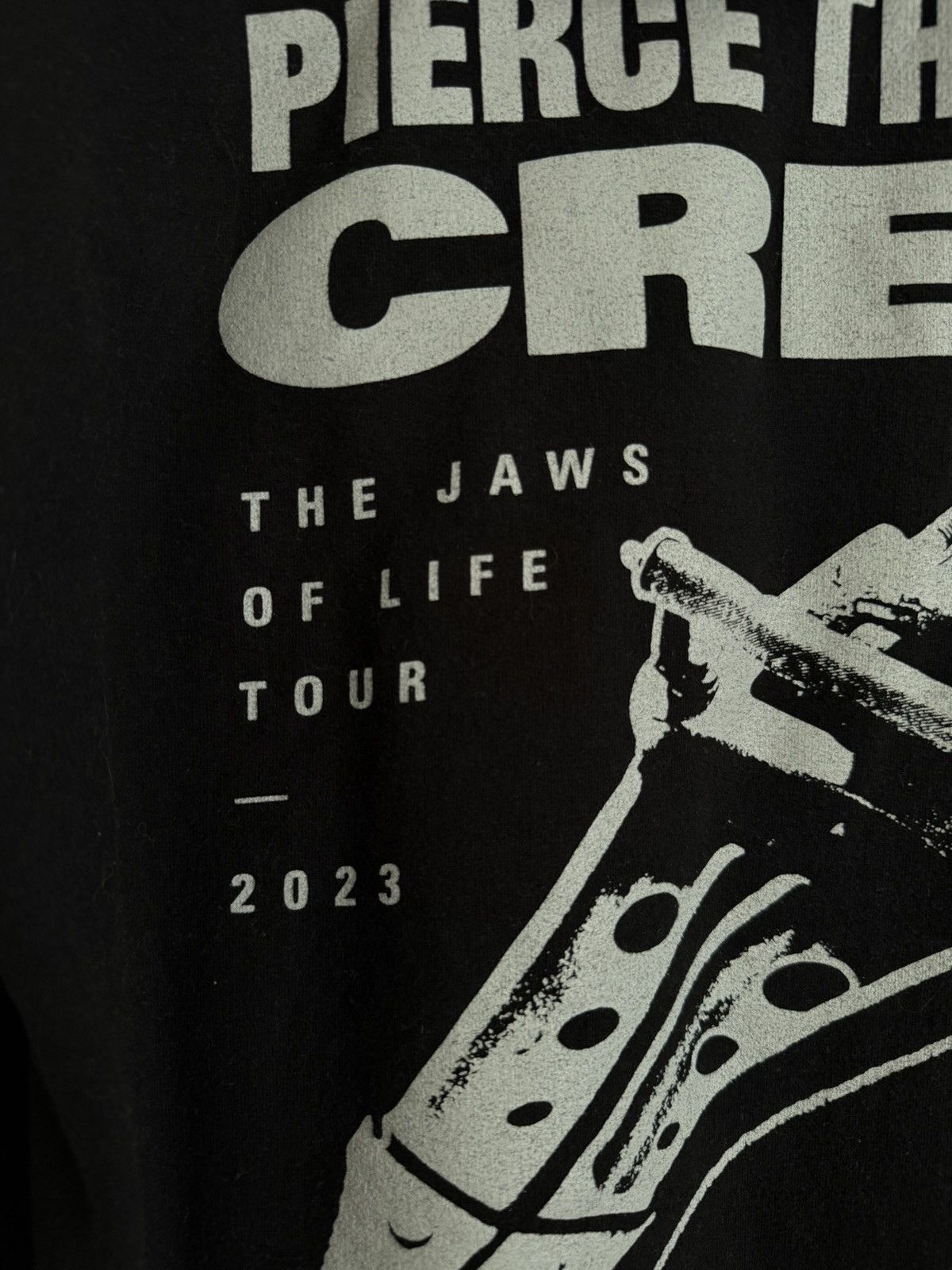 Other Pierce the Veil 2023 The Jaws of Life Tour Crew Hoodie Size L / US 10 / IT 46 - 4 Thumbnail