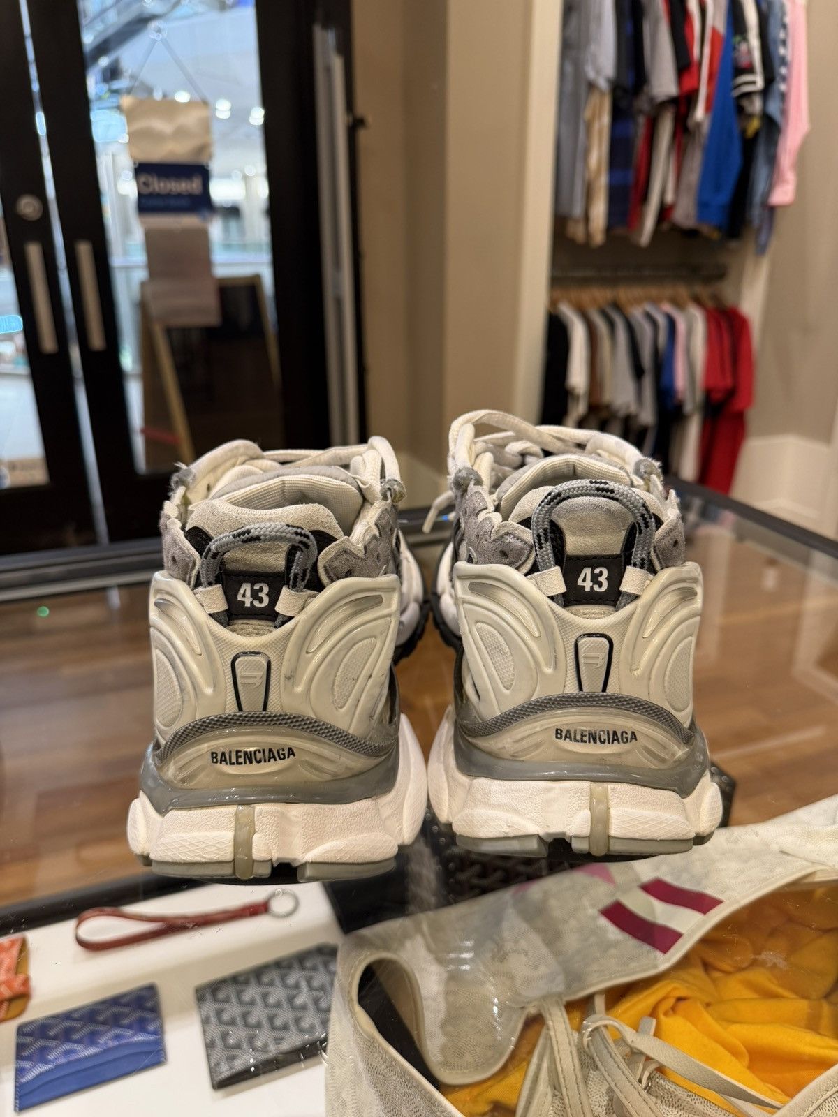 Balenciaga Balenciaga Runner WornOut Sneak Size US 10 / EU 43 - 6 Thumbnail