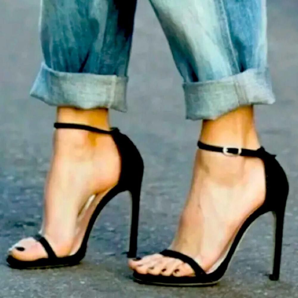 Stuart Weitzman Stuart Weitzman Nudist Black Goosebump Leather Sandals 6.5 Size US 6.5 / IT 36.5 - 3 Thumbnail