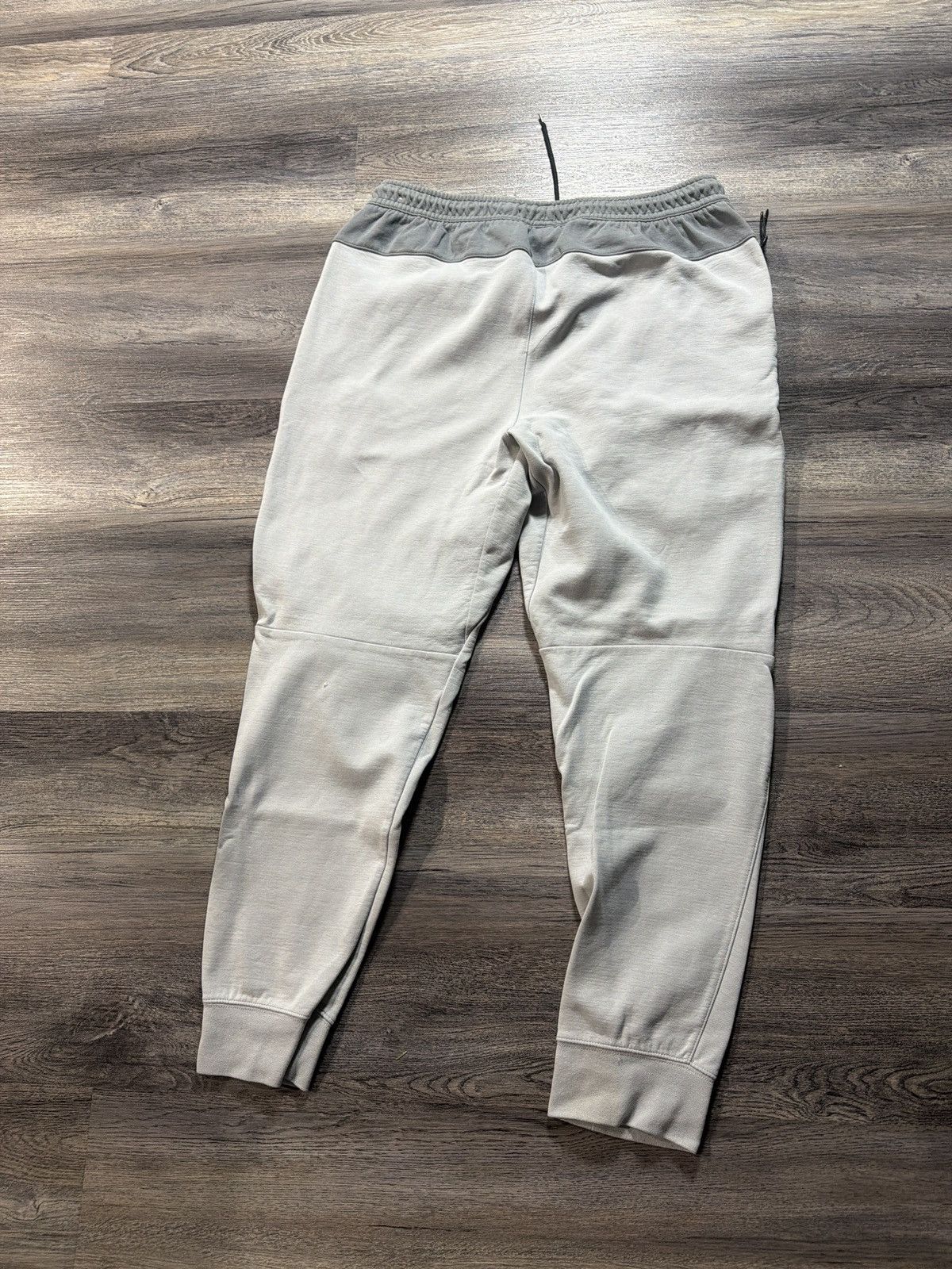 Nike Nike Tech Grey Sweatpants Size US 36 / EU 52 - 2 Thumbnail