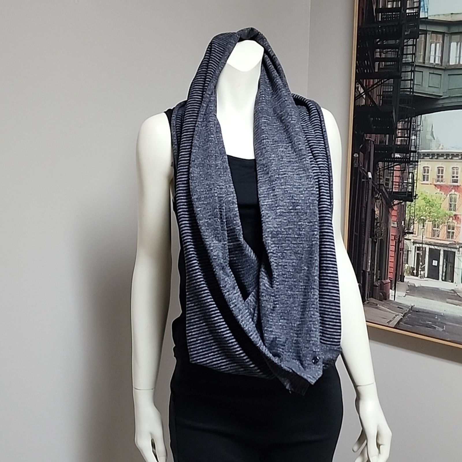 Lululemon Lululemon Vinyasa Scarf Mini Check Pique Black Pique Rulu Size ONE SIZE - 7 Thumbnail