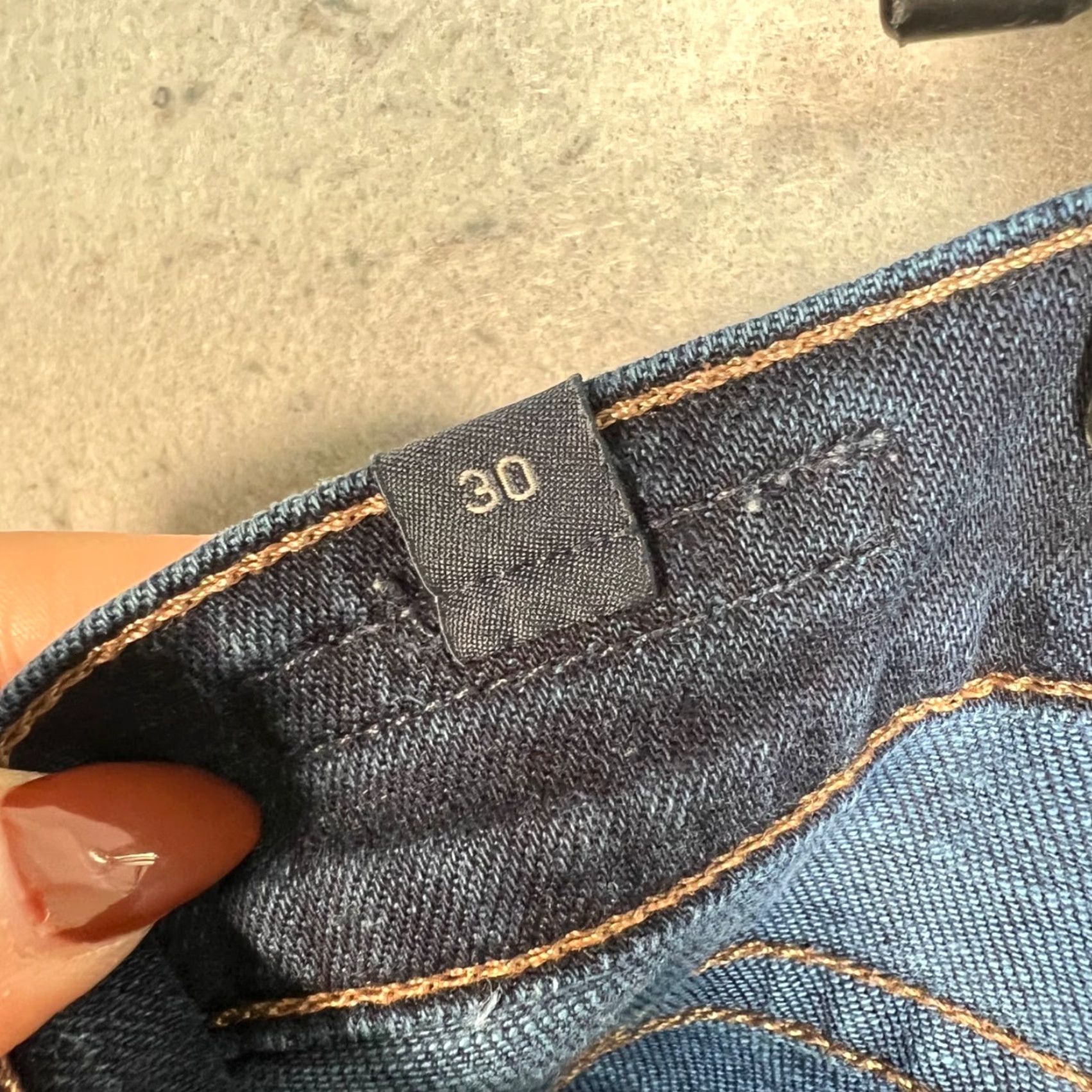 Citizens Of Humanity Citizens of Humanity Jeans Slim Bootcut Dark Wash 30 Women Stretch Denim Inseam 32 Dark Blue Modernist 90s Style Womens Jeans Size 30" / US 8 / IT 44 - 4 Thumbnail
