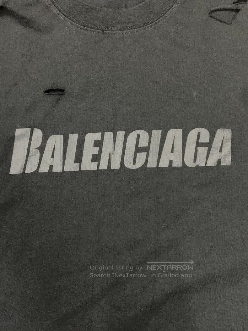 Balenciaga Balenciaga Letter Print Crew Neck Hole Short Sleeve T-Shir Size XS / US 0-2 / IT 36-38 - 3 Thumbnail