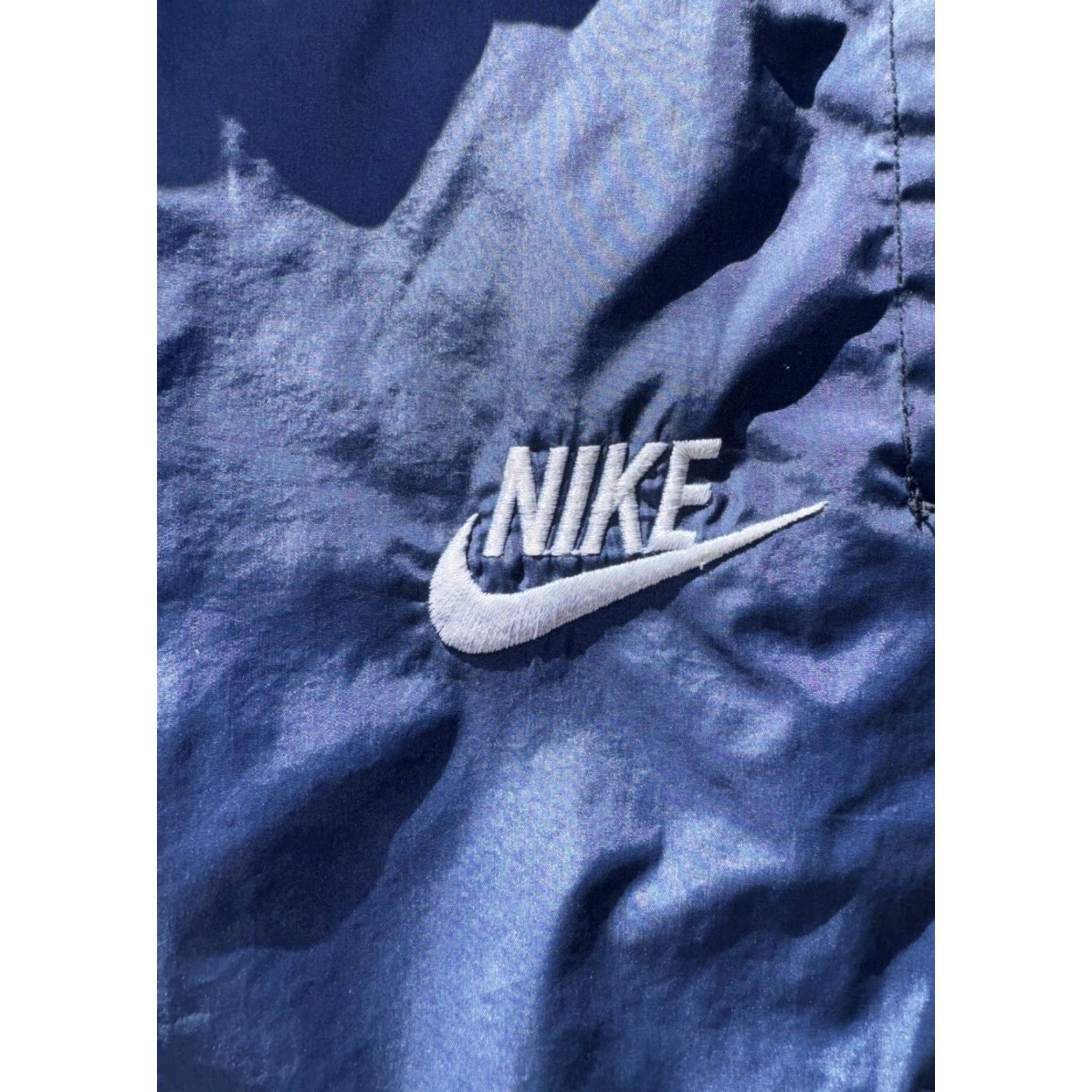 Nike VINTAGE Nike 80s Blue Nylon Embroidered Logo Baggy Wide Leg Track Pants Sz M Mens Regular Blue 80s Nike Logo Track Pants Wide-Leg Nylon Men M Size US 31 - 3 Thumbnail