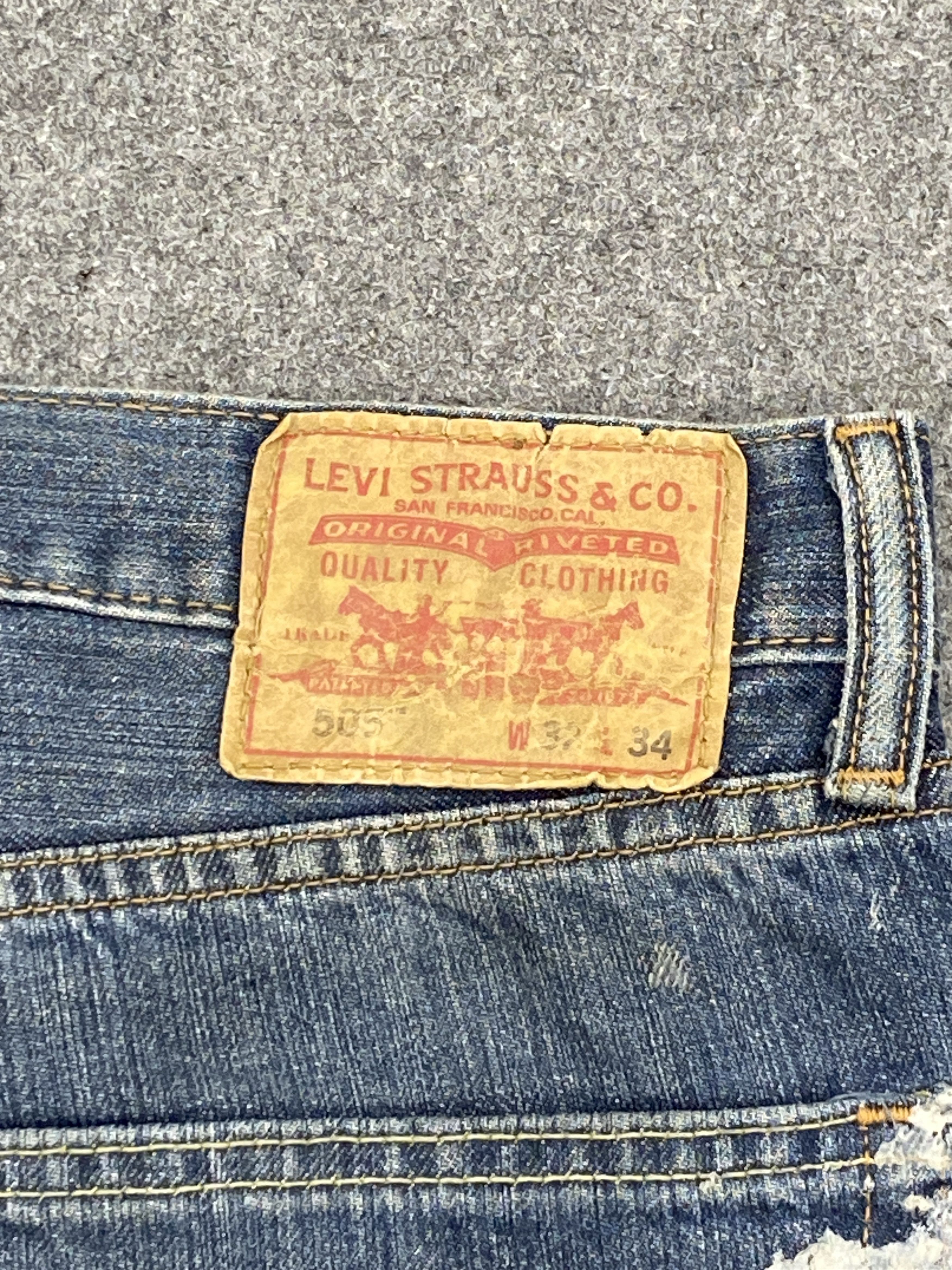 Levi's Splatter Paint Vintage Levi's 505 Faded Blue Jeans DP2648 Size US 33 - 5 Thumbnail