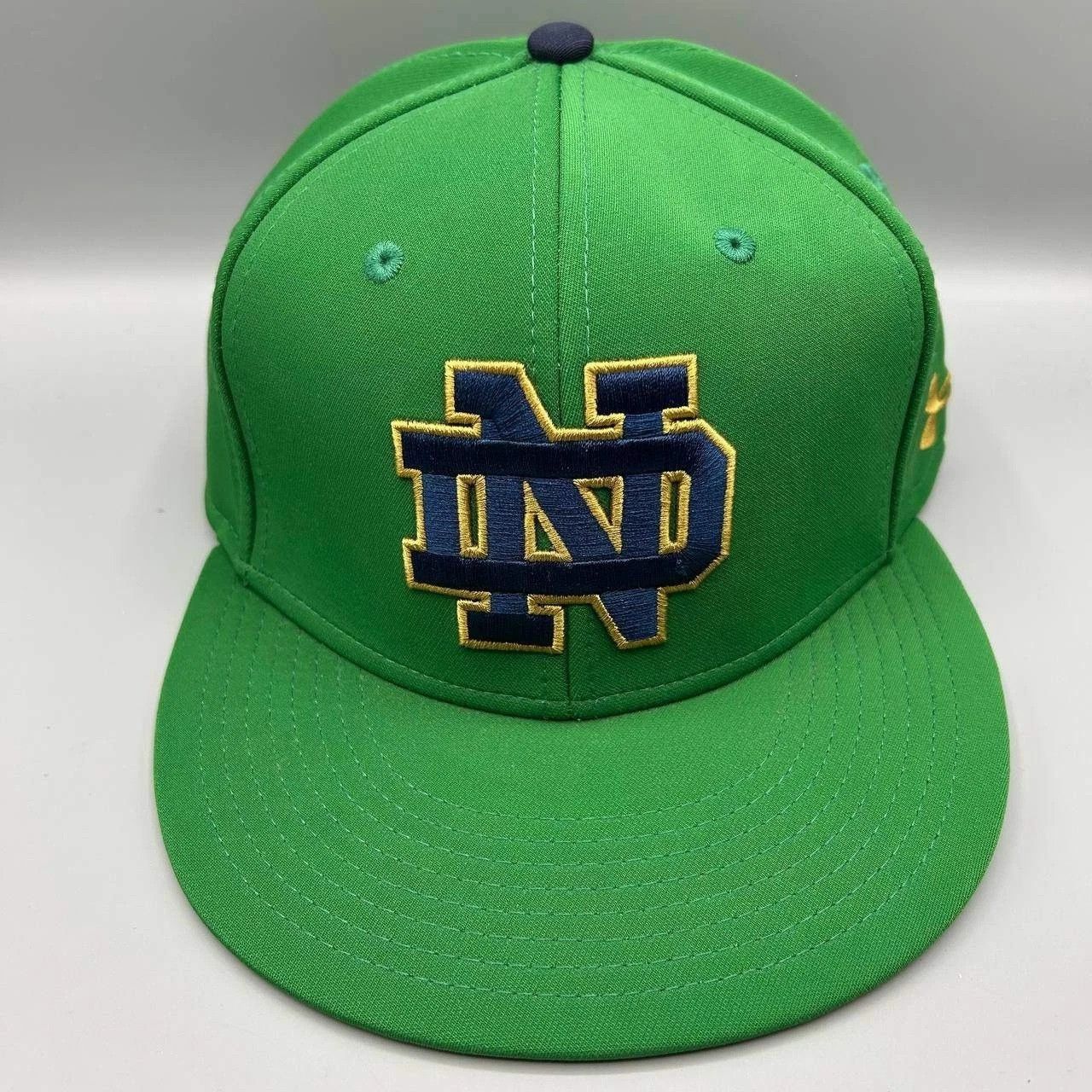Under Armour Notre Dame Fighting Irish Hat Men Medium Green NCAA Fitted Size ONE SIZE - 1 Thumbnail