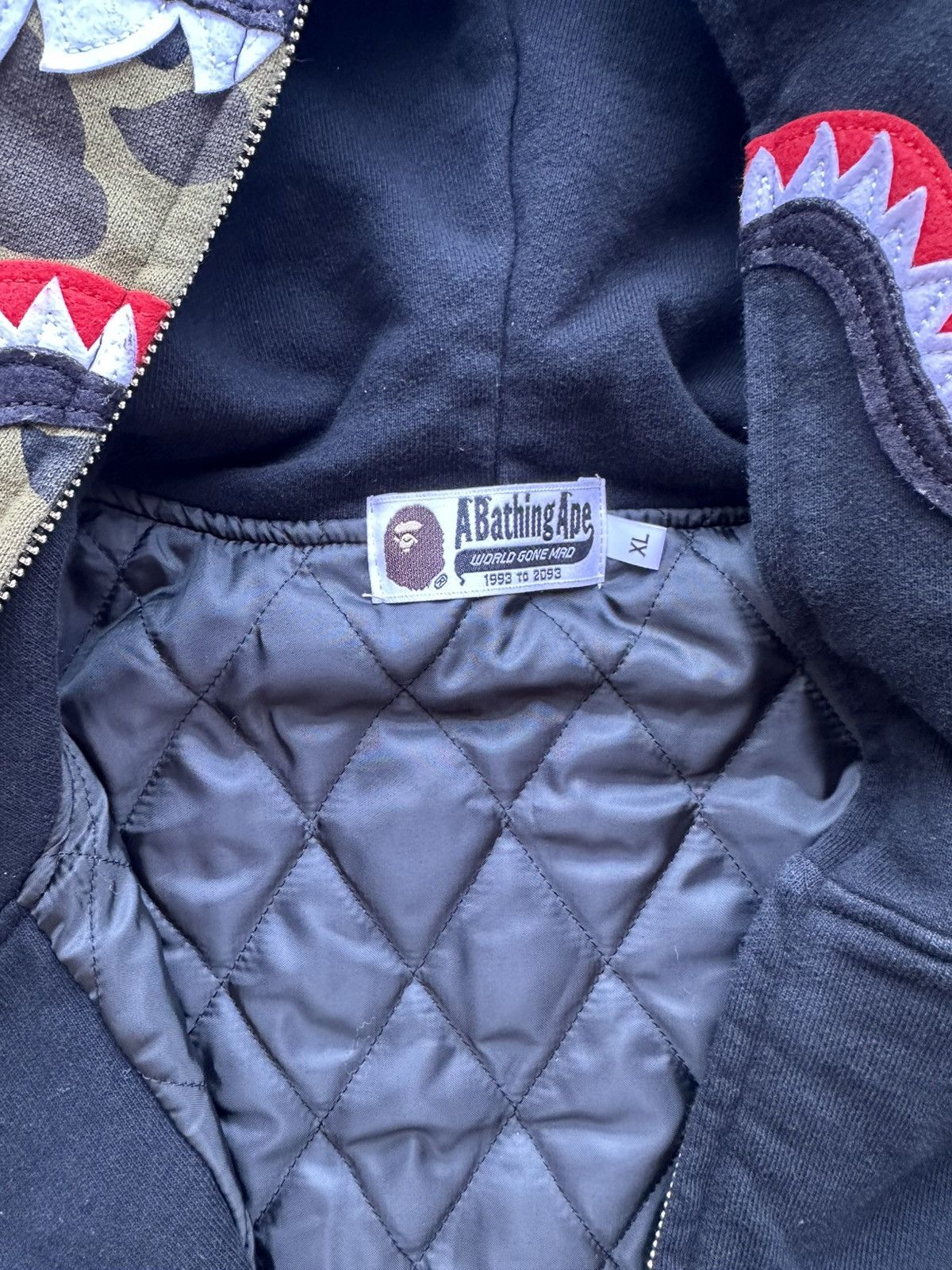 Bape BAPE Full Zip Quilted Shark Hoodie Size US XL / EU 56 / 4 - 4 Thumbnail
