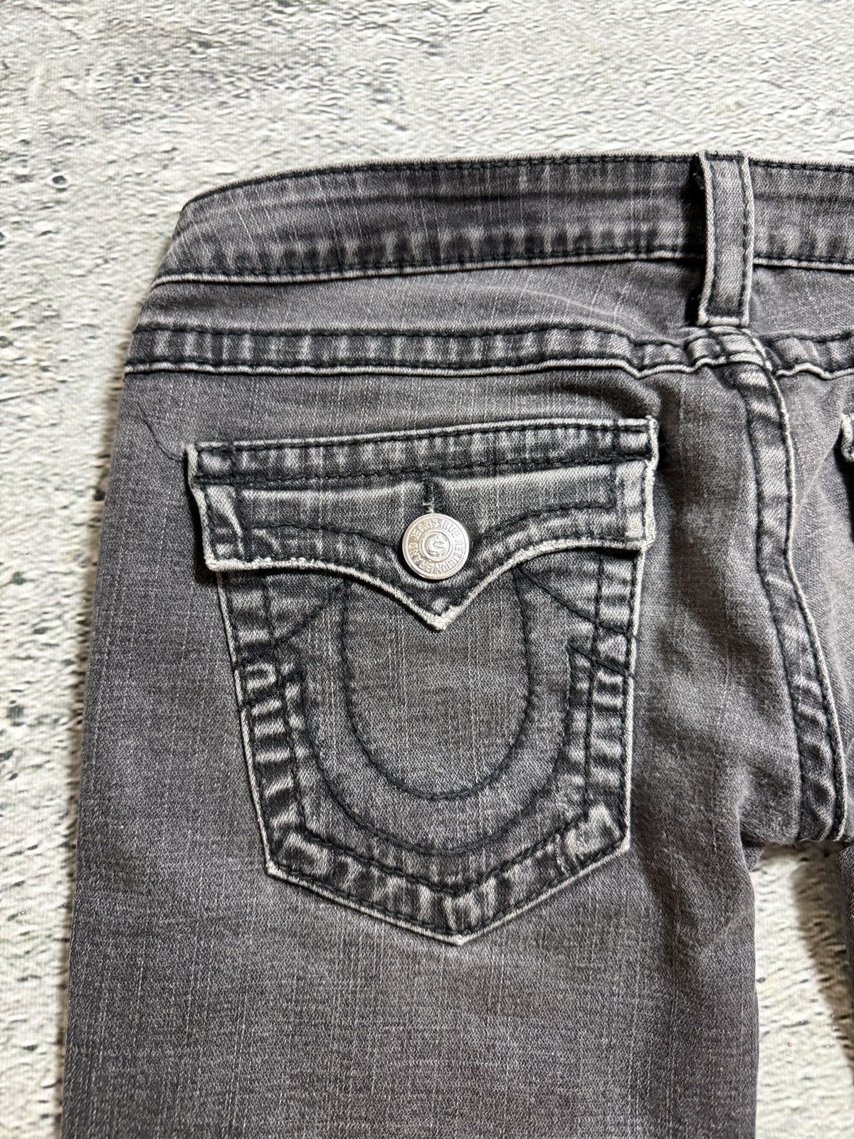 True Religion True Religion jeans grey black thick stitching flared Joey Size US 32 / EU 48 - 3 Thumbnail