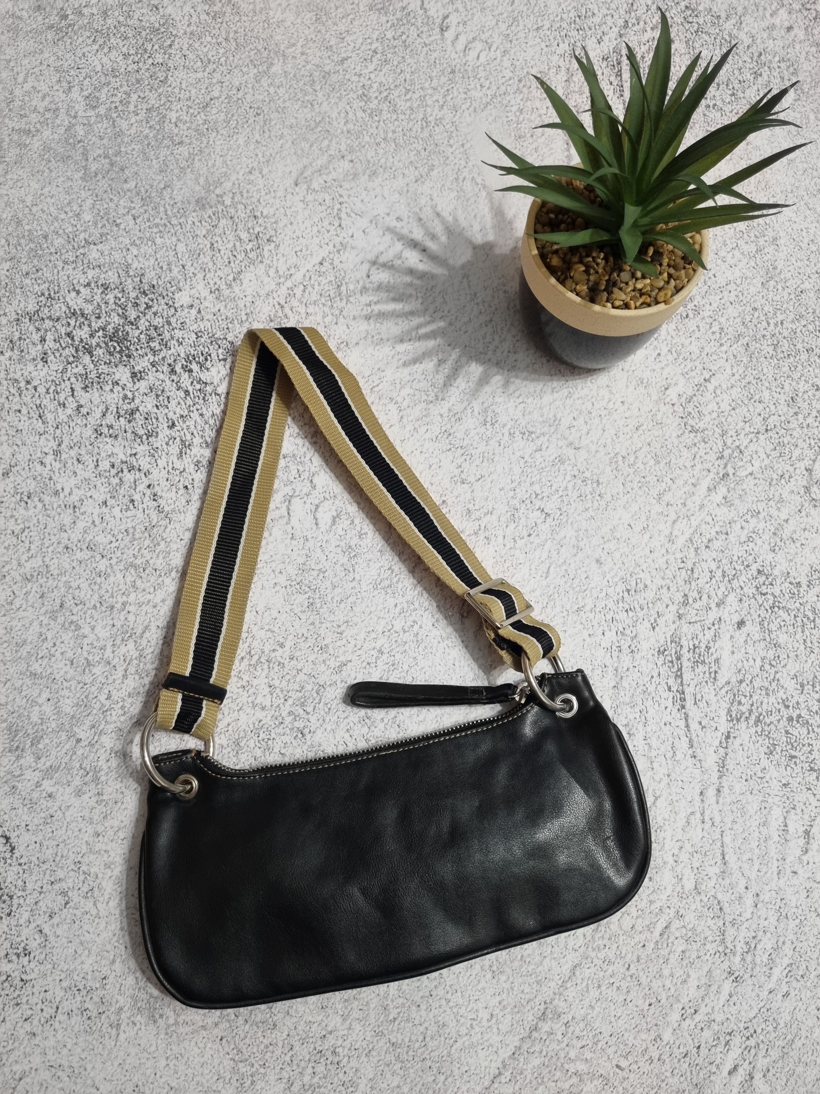 Hysteric Glamour Vintage Elle Paris Y2K Leather Shoulder Bag Size ONE SIZE - 5 Thumbnail