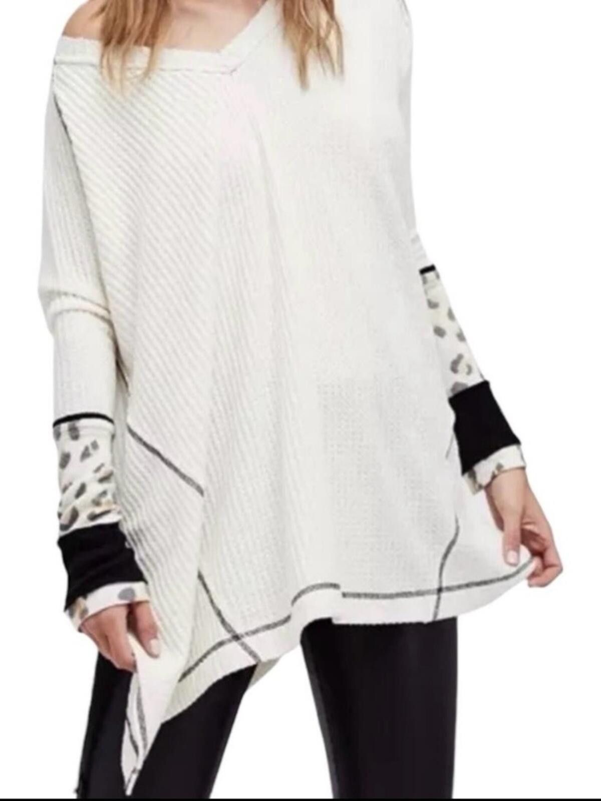 Free People Free People Oversized Lovin Leopard Thermal Top Size M / US 6-8 / IT 42-44 - 1 Thumbnail