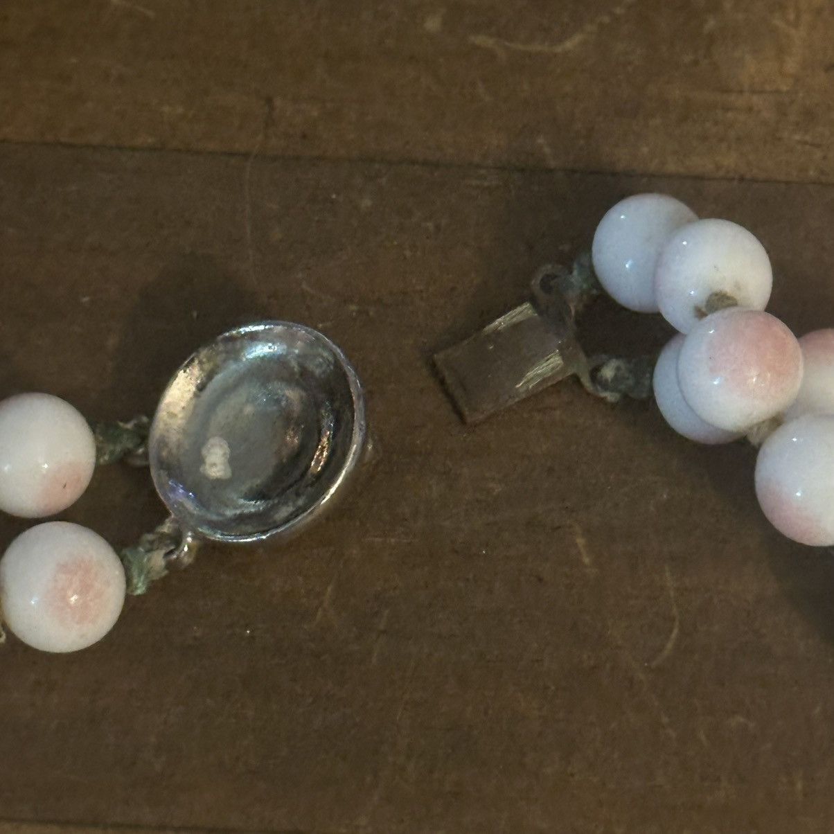 Vintage Vintage Angel Skin coral milk glass layered bead necklace Size ONE SIZE - 4 Thumbnail