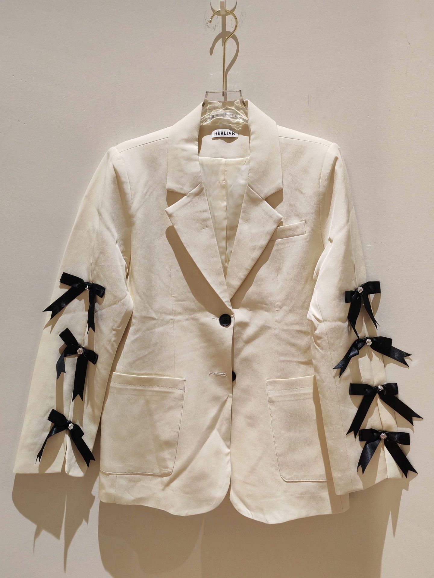 Other Herlian White Bow Detail Blazer Size S / US 4 / IT 40 - 1 Thumbnail