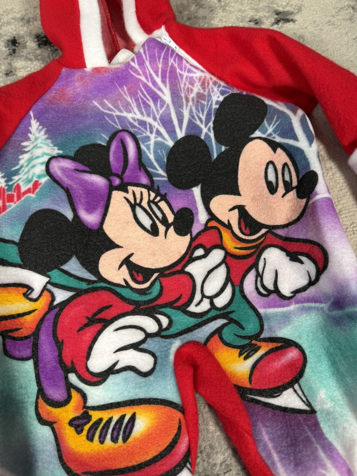 Disney Vintage 90s Disney Ice Skating Full Print Kid's Pyjamas Size US 26 / EU 42 - 3 Thumbnail
