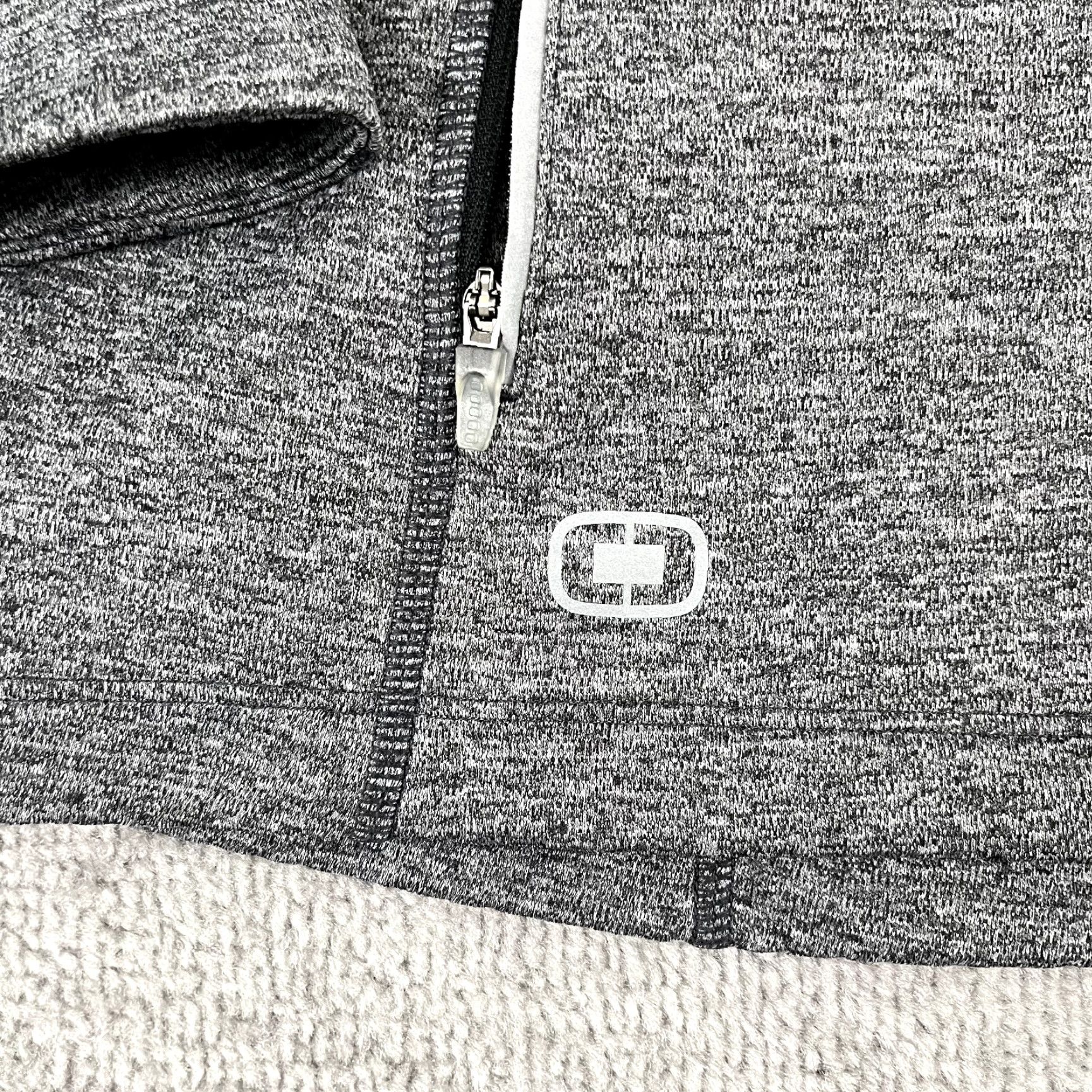 Vintage OGIO Jacket Womens Medium Gray Endurance Workout Training Hooded Size M / US 6-8 / IT 42-44 - 4 Thumbnail