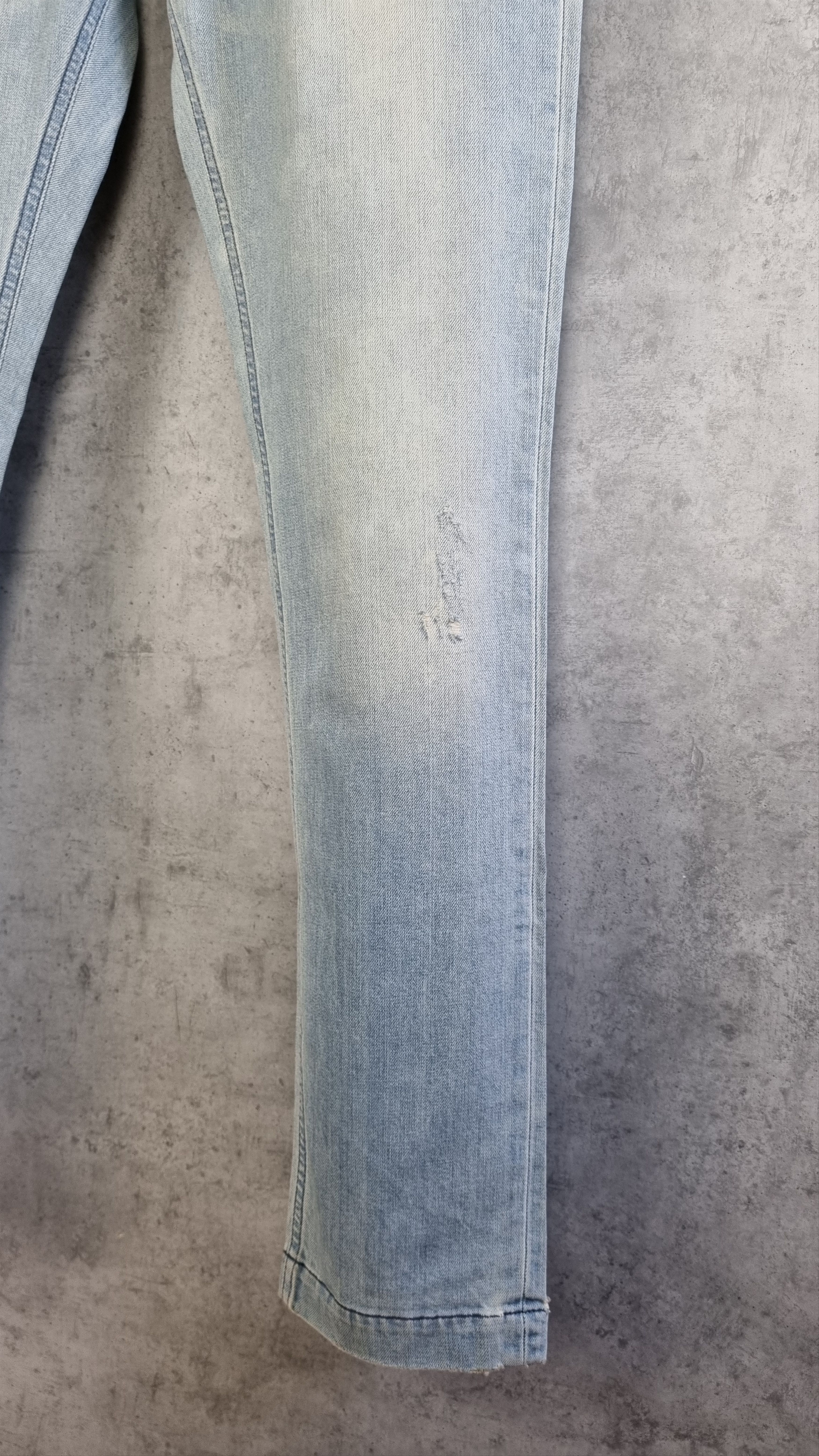 Dolce & Gabbana New Dolce Gabbana Stylish Relaxed Straight Light Soft Jeans Size US 28 / EU 44 - 2 Thumbnail