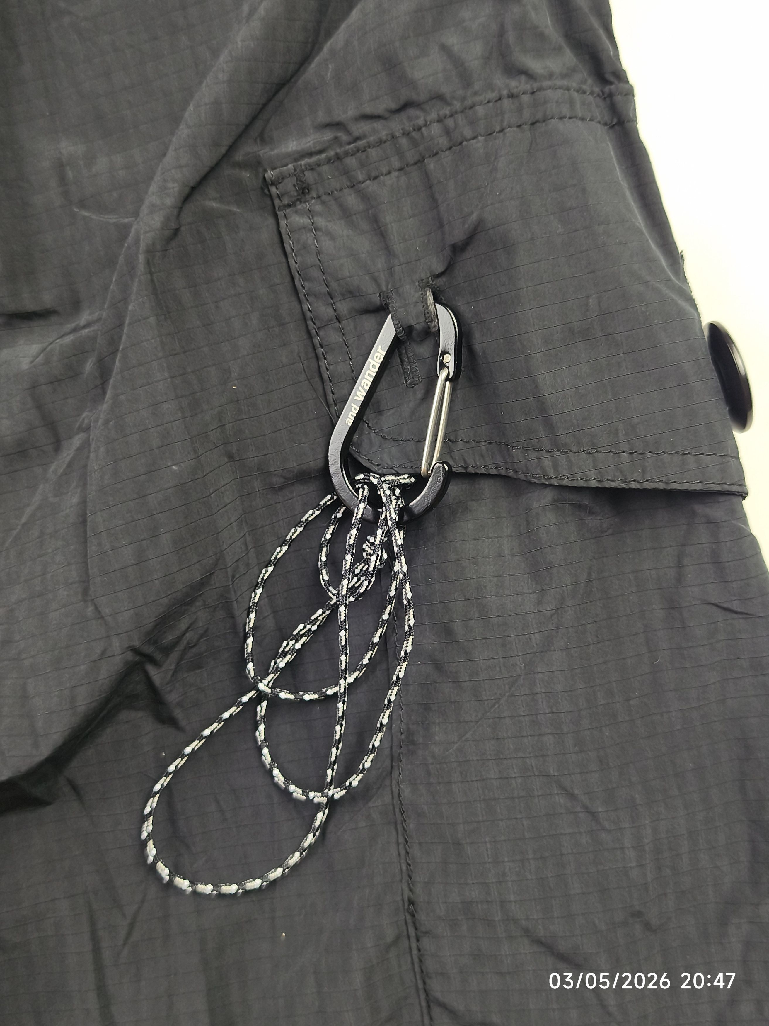 And Wander And wander oversized cargo pants Size US 33 - 5 Thumbnail