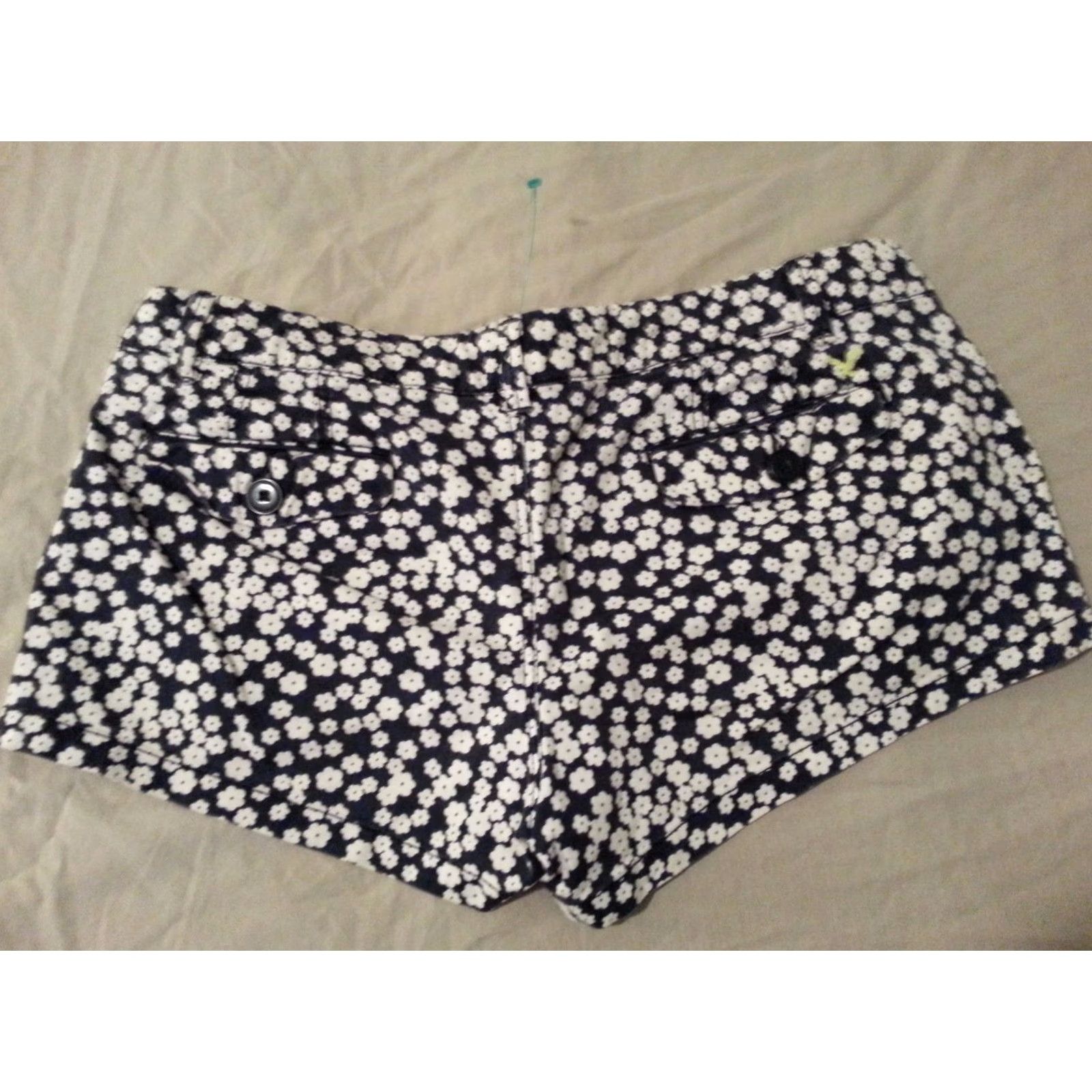 American Eagle Outfitters VINTAGE? No. Size 28" / US 6 / IT 42 - 2 Thumbnail
