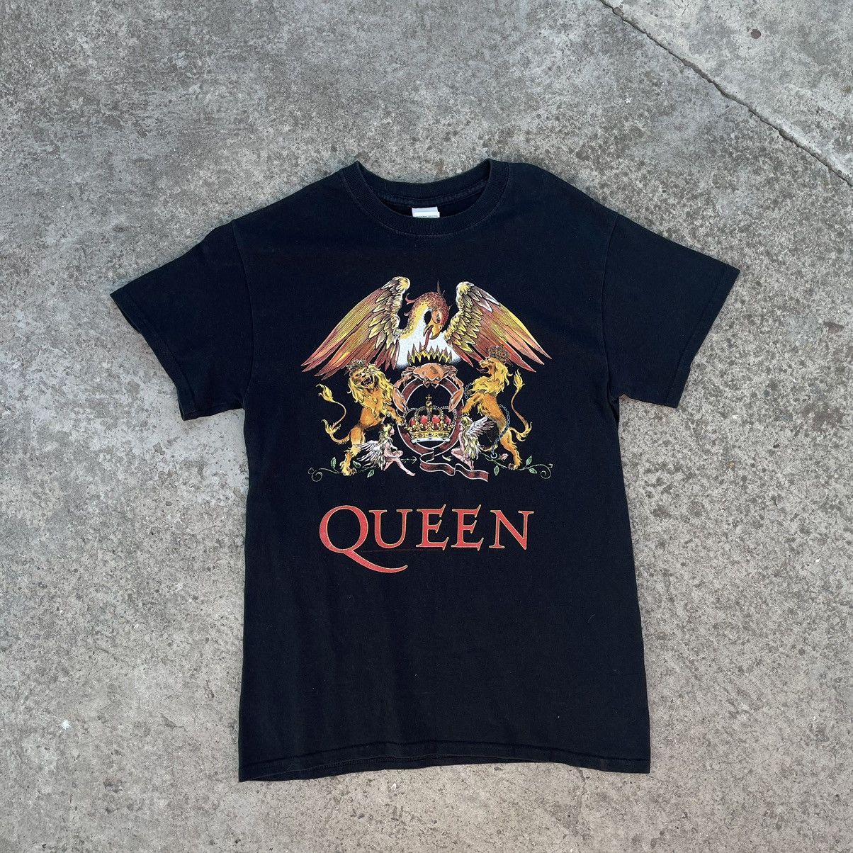Vintage Vintage Queen T-shirts Rock Tee Black Streetwear 2015 Size US S / EU 44-46 / 1 - 1 Thumbnail