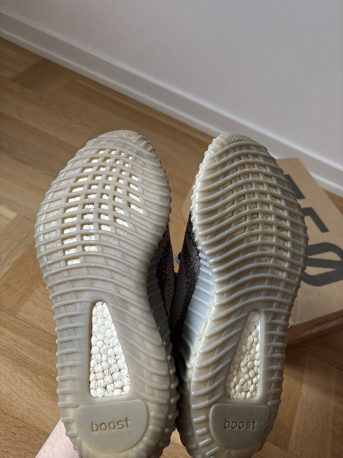 Adidas Yeezy boost 350 V2 Size US 8 / EU 41 - 6 Thumbnail